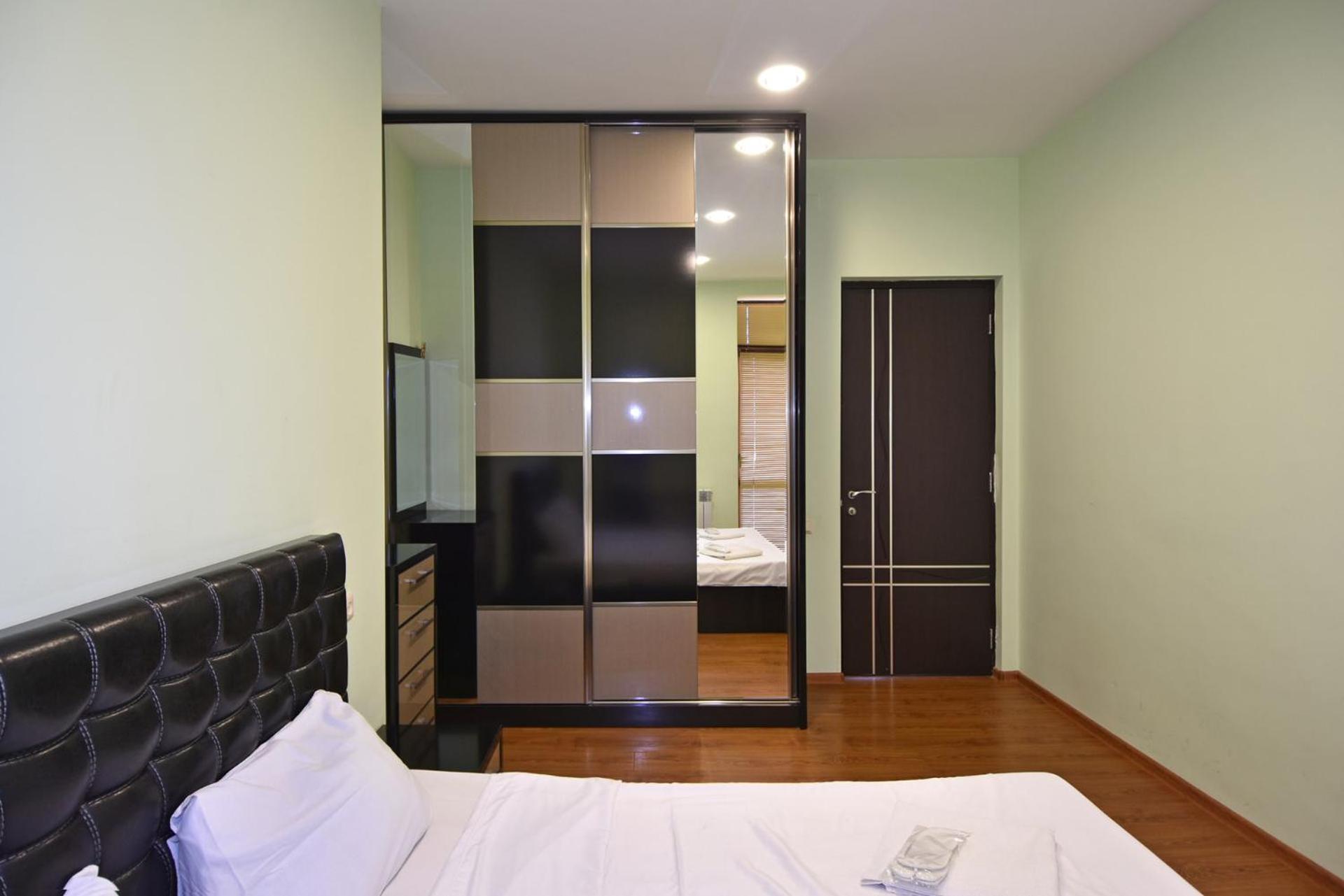 Rent Inn Yerevan on Arami Street