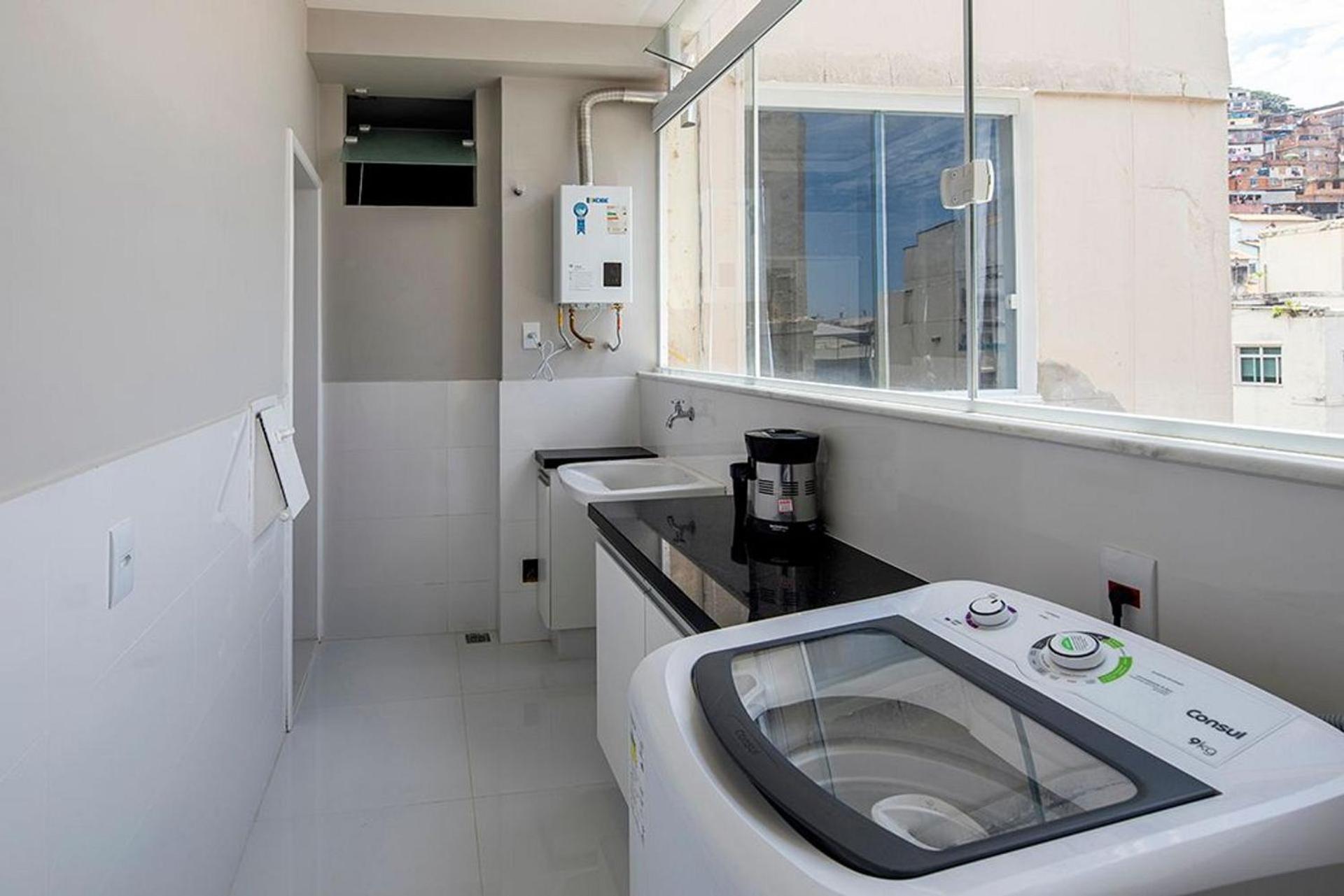 Penthouse with terrace, BBQ and jacuzzi