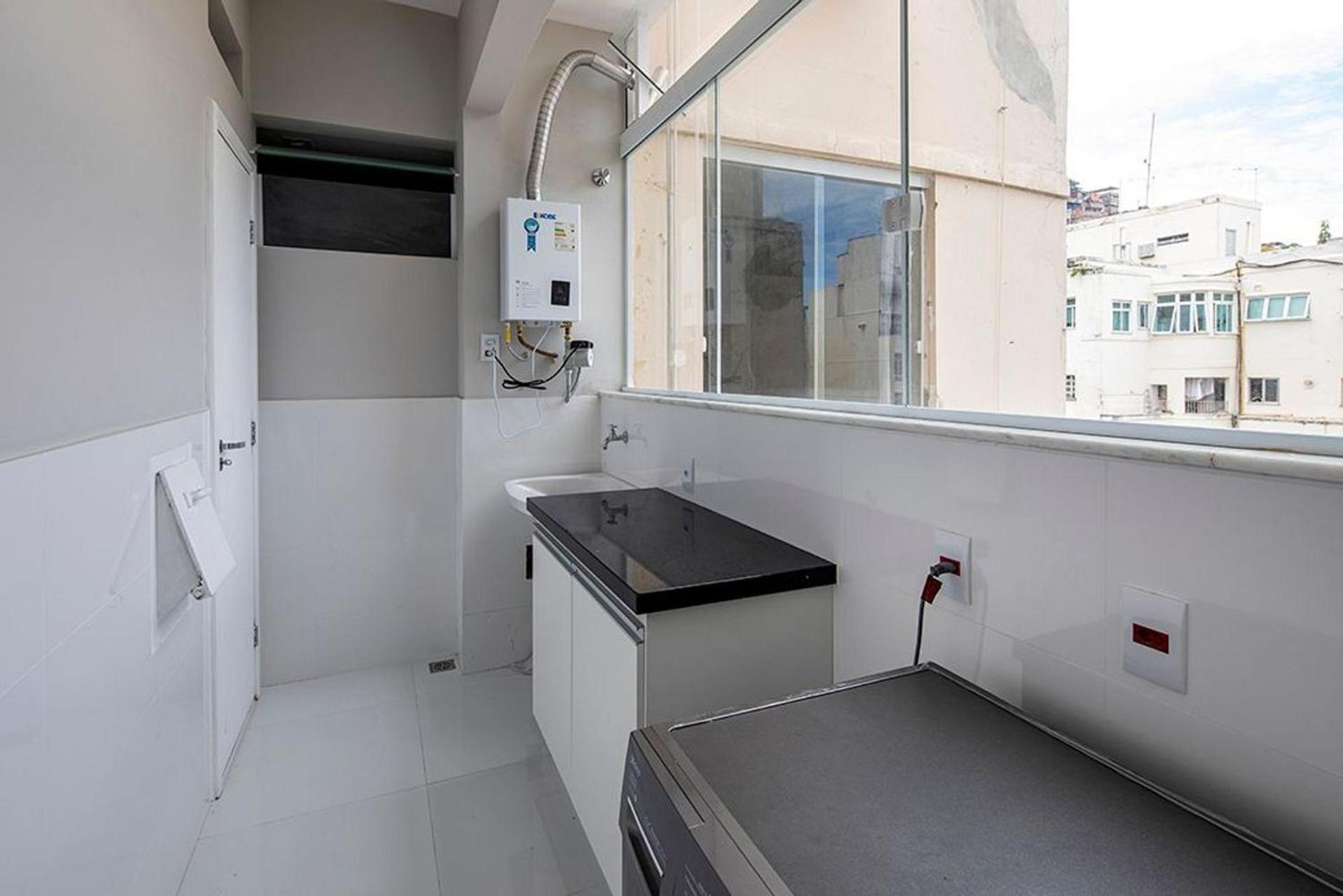 Penthouse with terrace, BBQ and jacuzzi