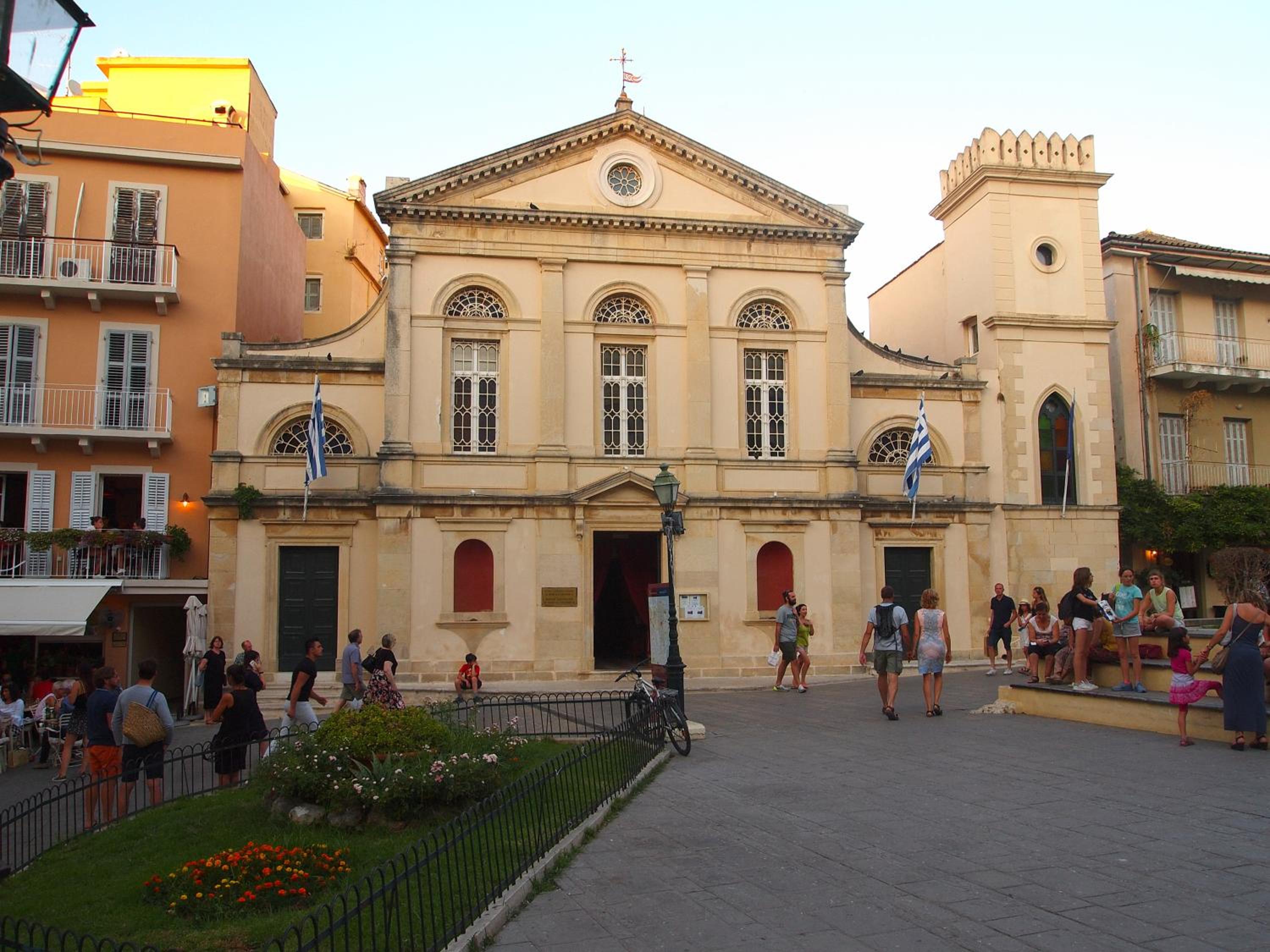 Photo 8
