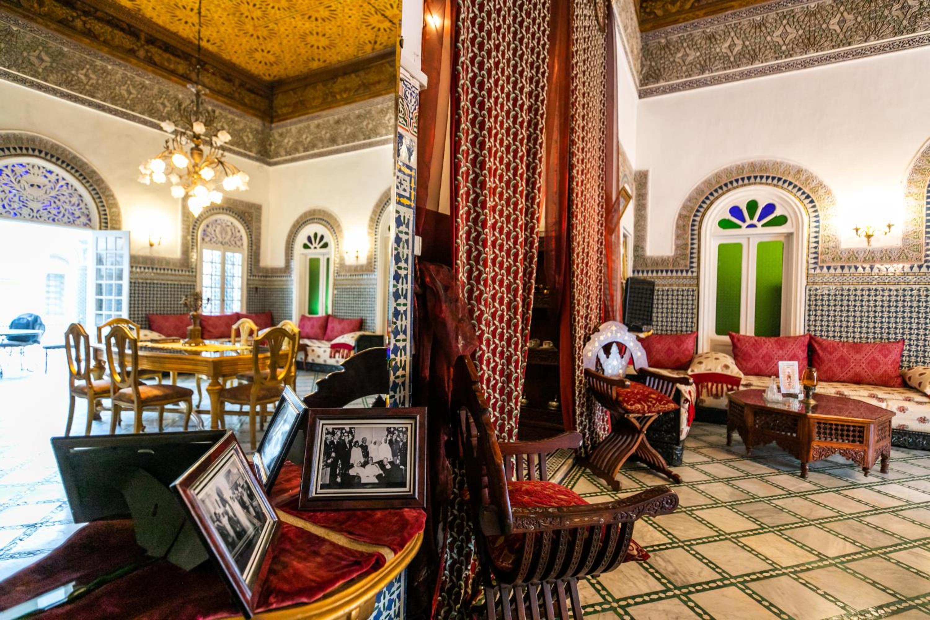 lounge