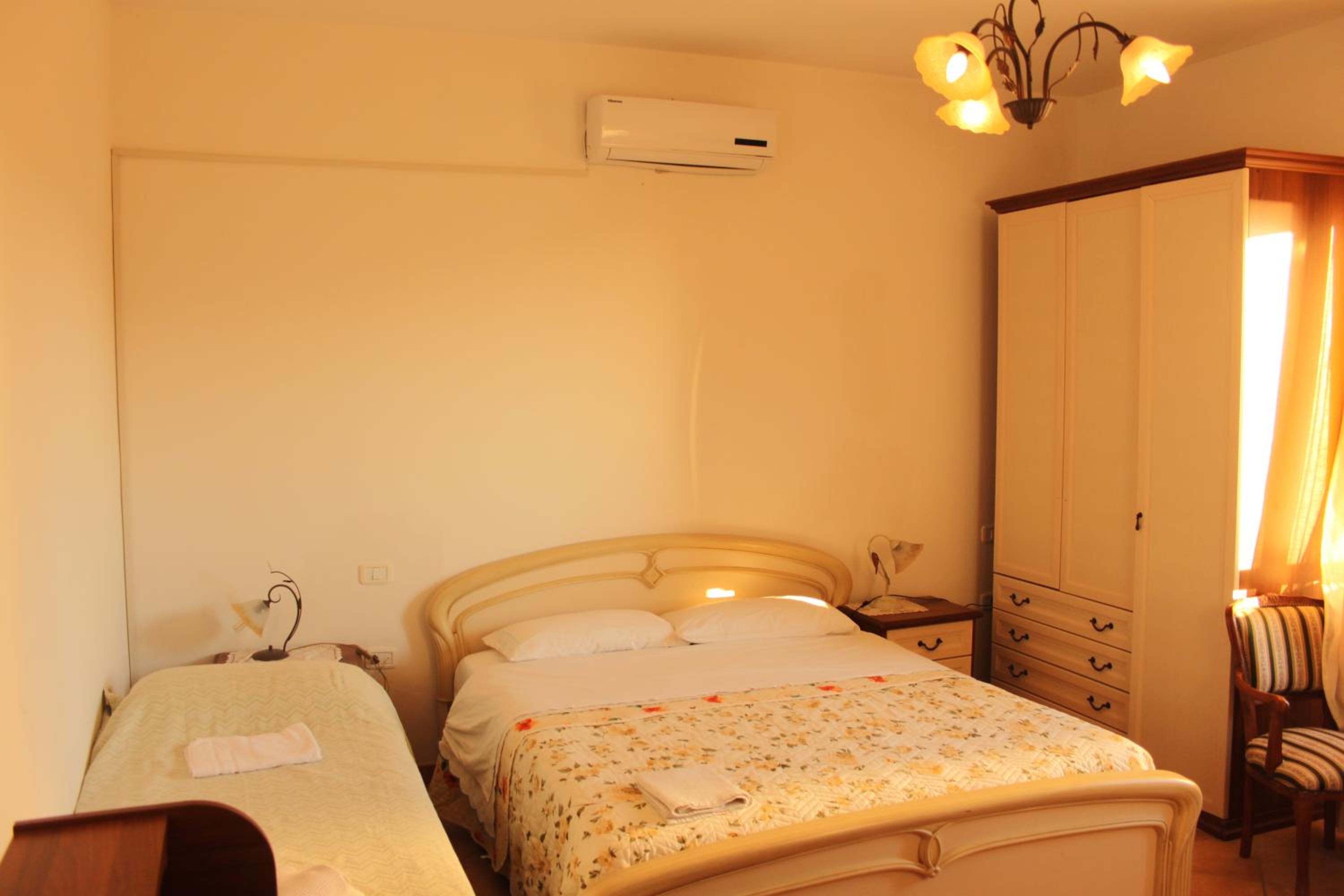 Villa Malandrino Guest House