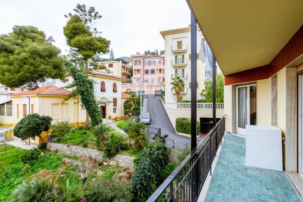 Home La Quiete. Two Bedrooms, 250m from the Beach photo 5