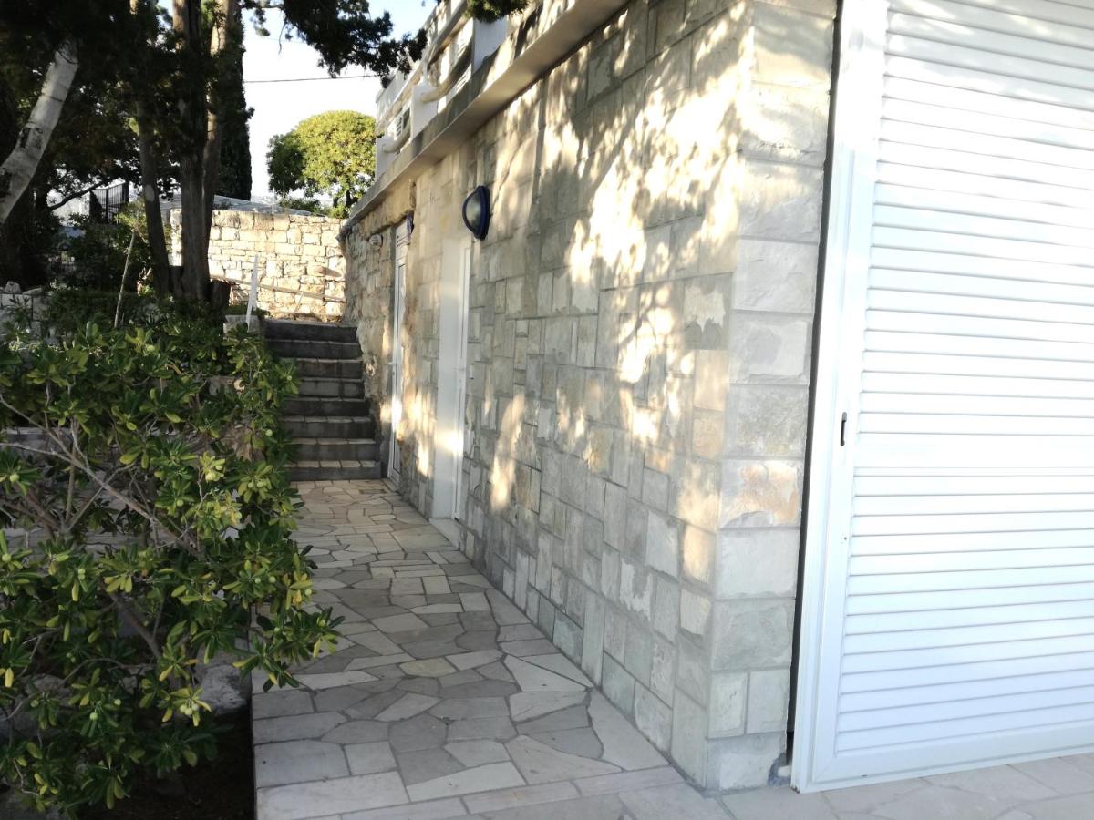 Photo 32