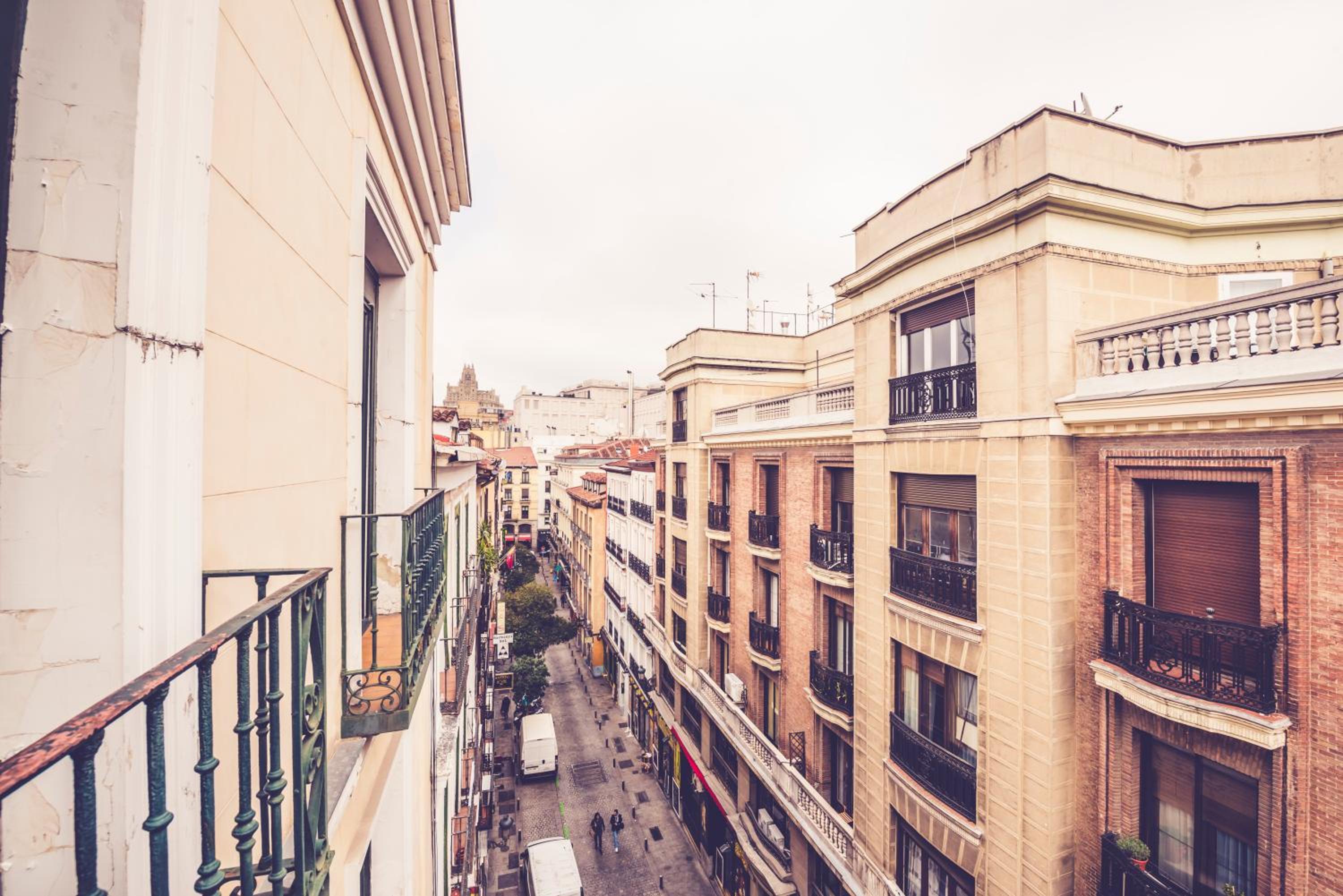 Hostal Sol Los Angeles view 5