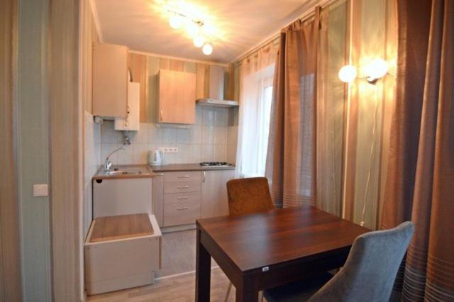 Sparta Apartments Kosmonaudi