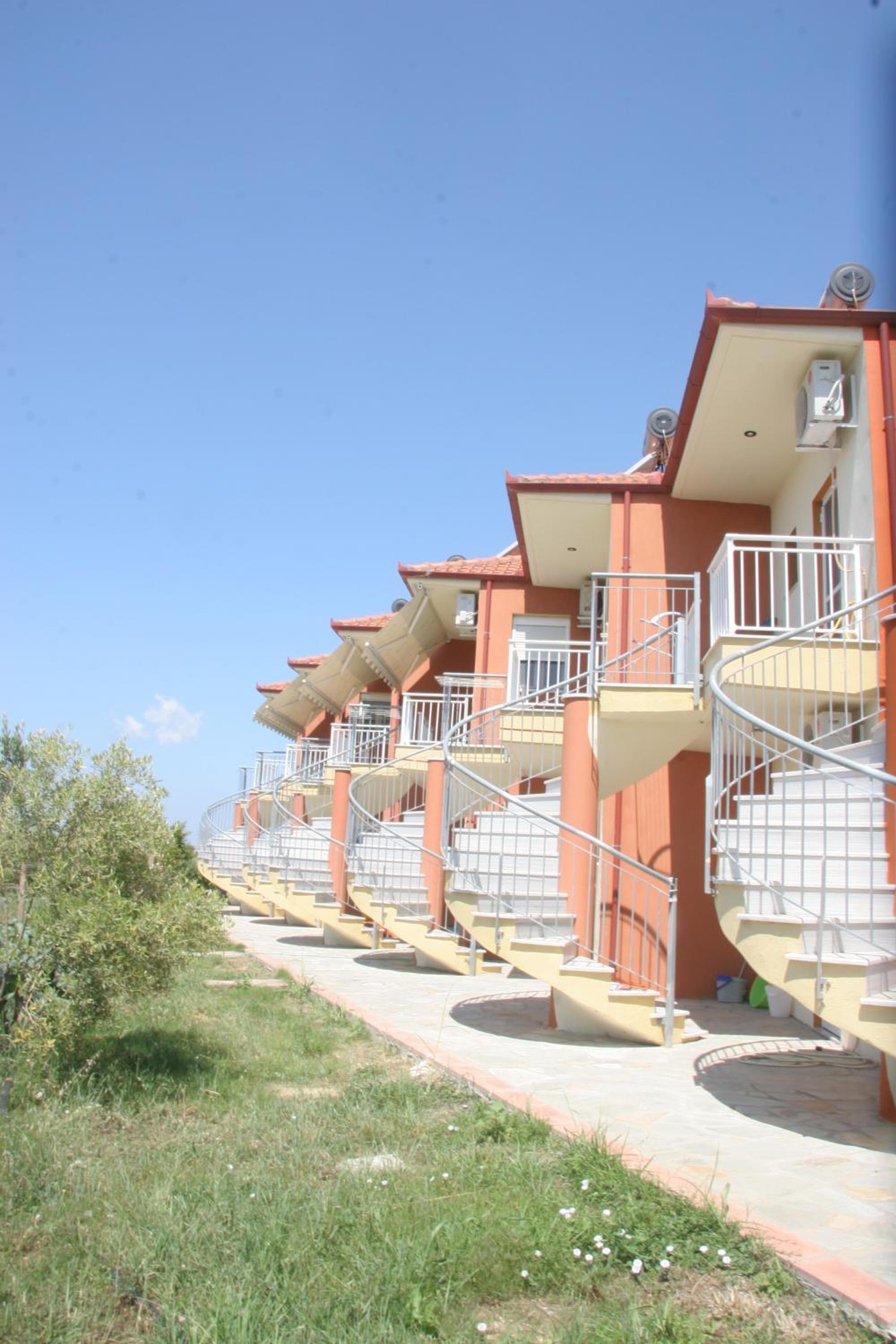 Daniel Studios