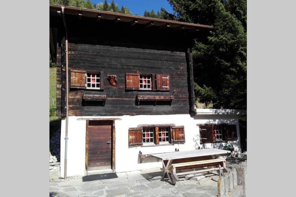 Chalet-Schümli Maisonette view 4