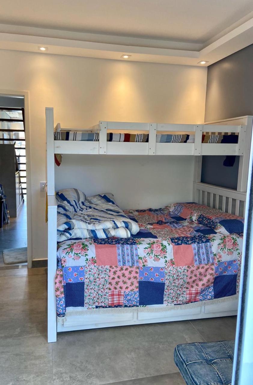 Casa de boneca em Condomínio - Juquehy