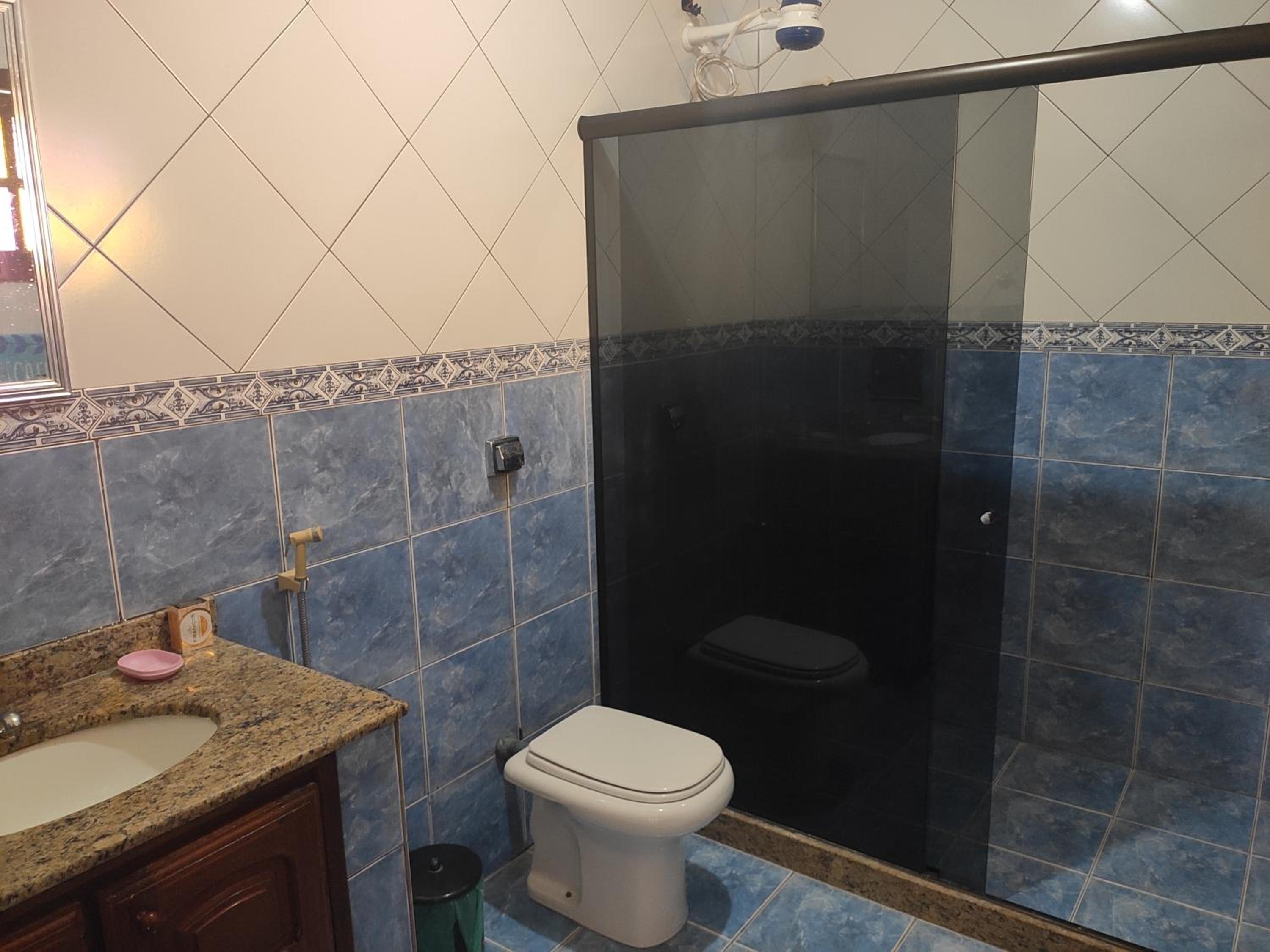 Cabo Frio, Piscina de frente pro Mar, Pé na areia