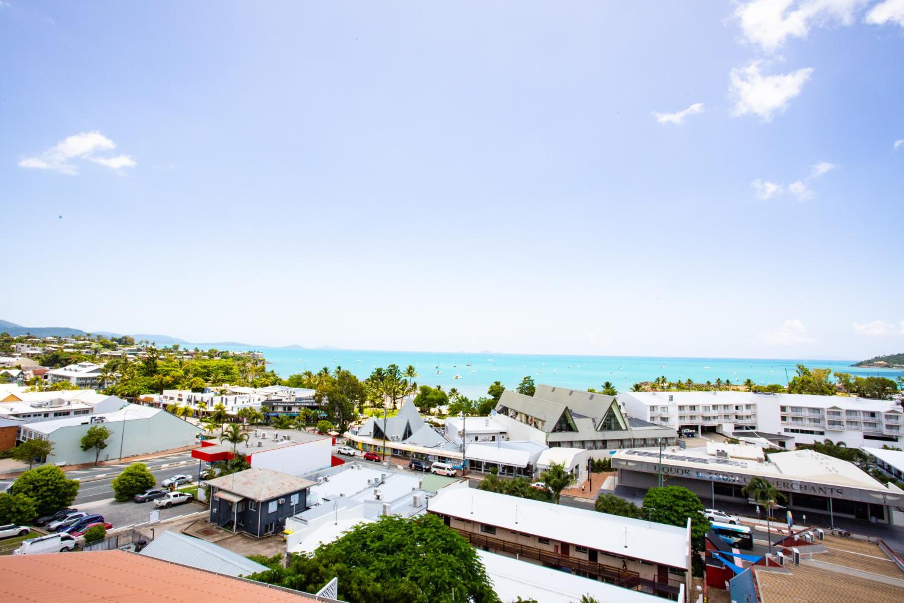 OCEAN VIEWS 10A