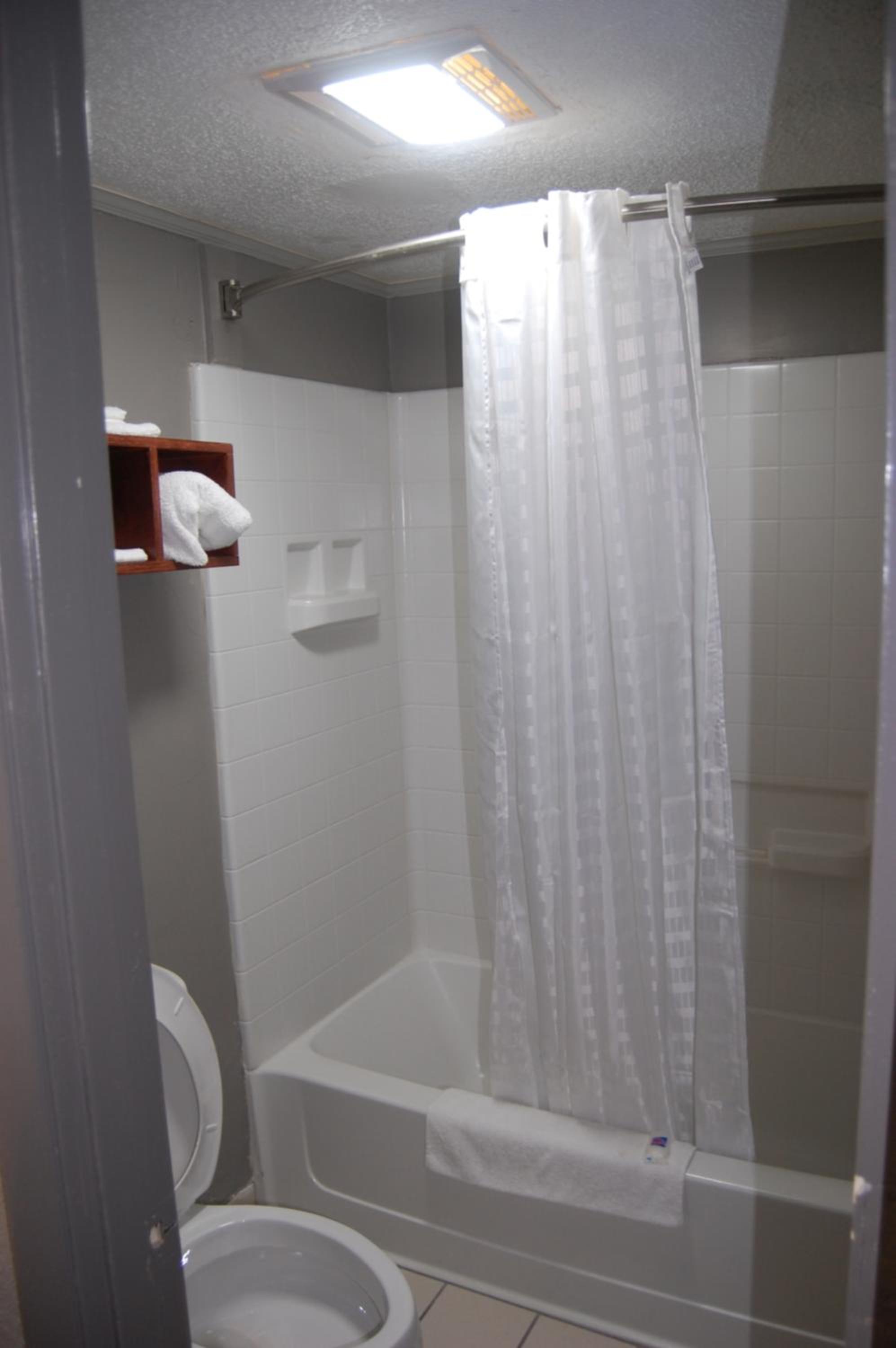 Tupelo Vacations - Motel 6-Tupelo, MS - Downtown - Property Image 17