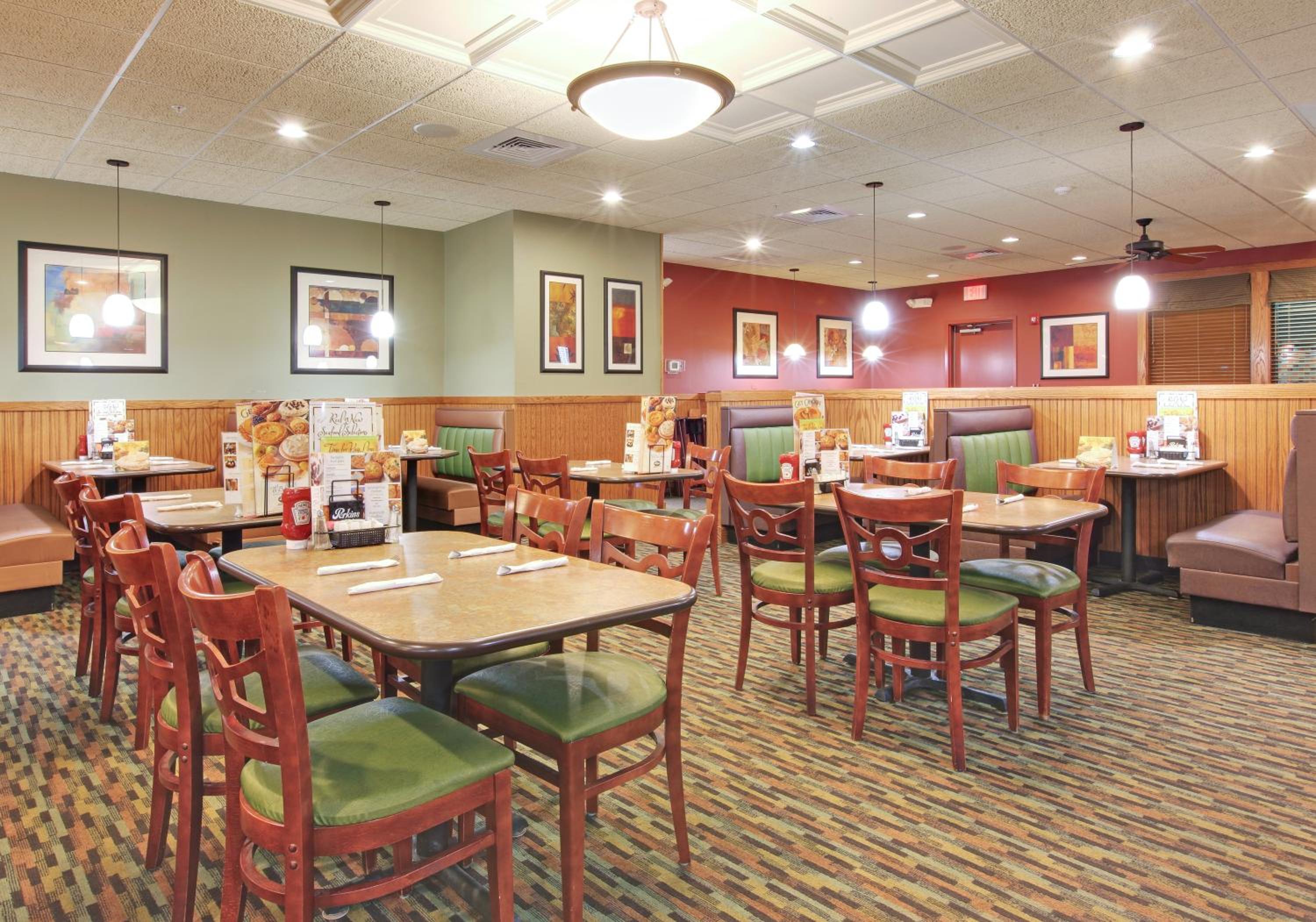 Blytheville Vacations - Holiday Inn Blytheville, an IHG Hotel - Property Image 64