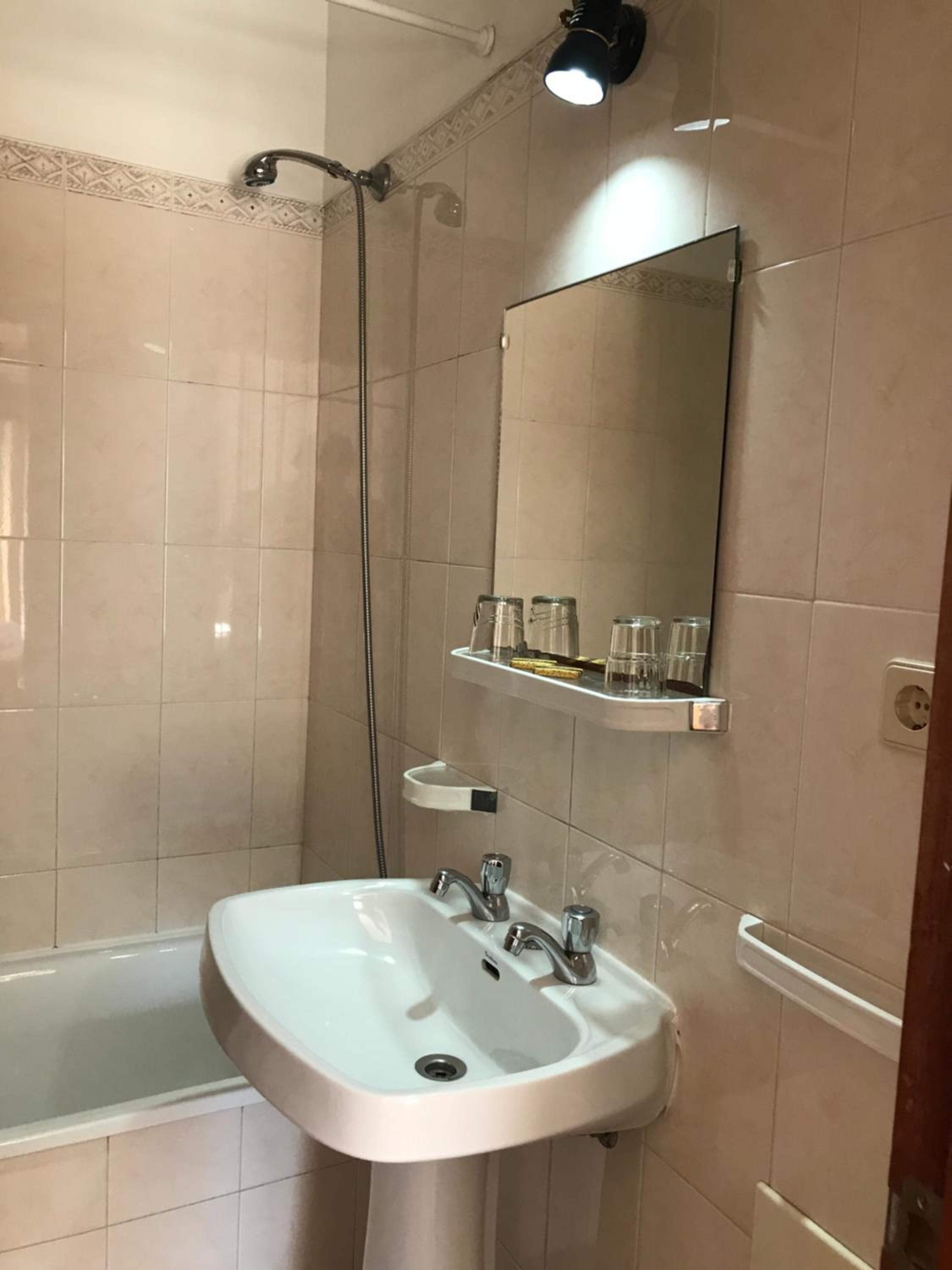 Lagos Central Suite DBV Guesthouse