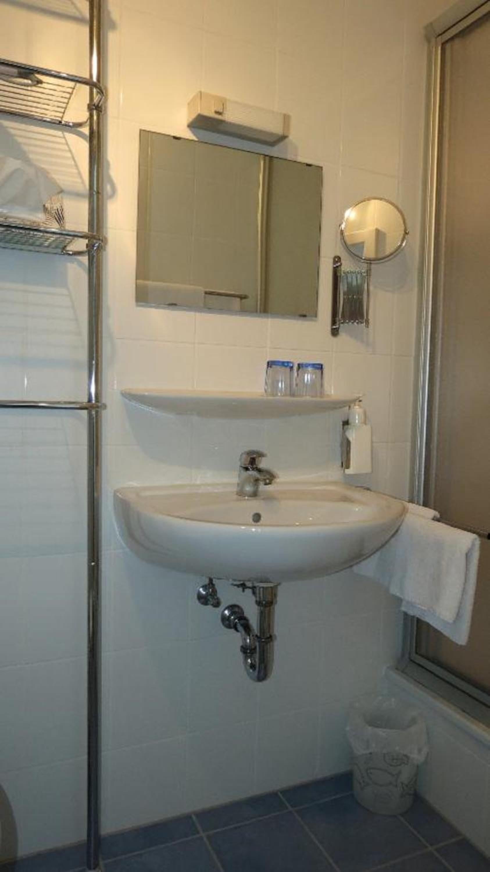 Photo 47