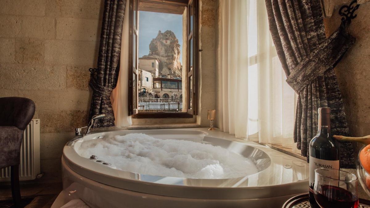 Jacuzzi