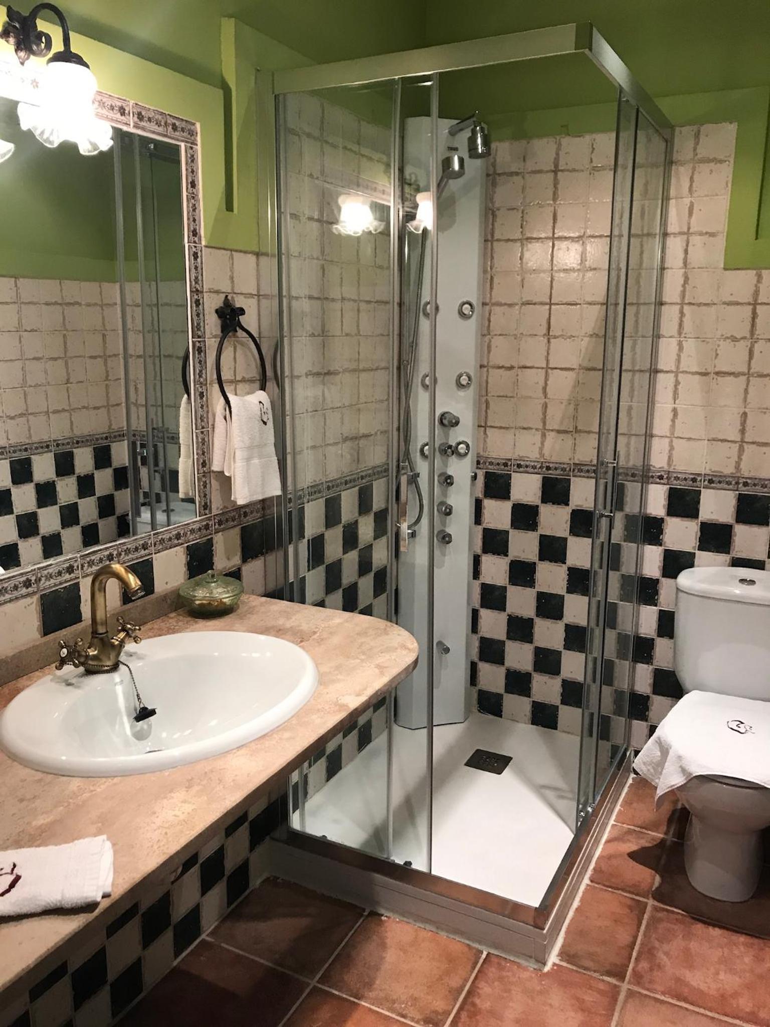 Photo 18
