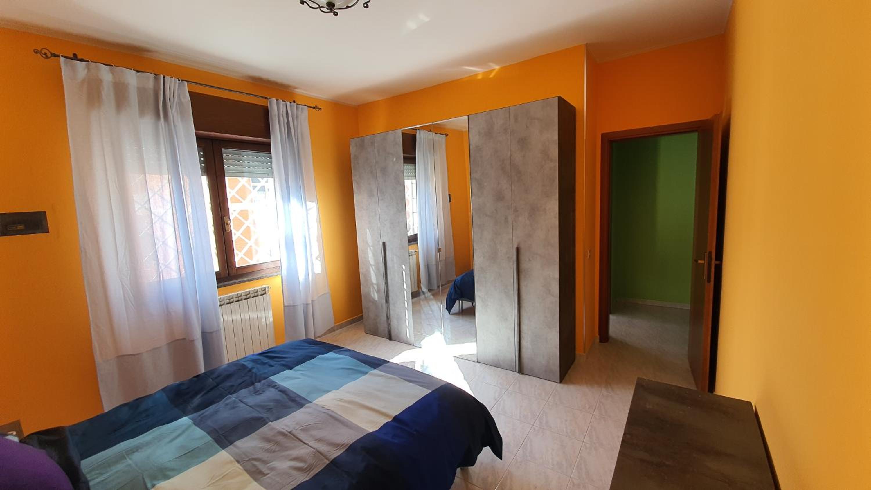 ILIO e GIULIA APART 300 METERS FROM METRO STATION C