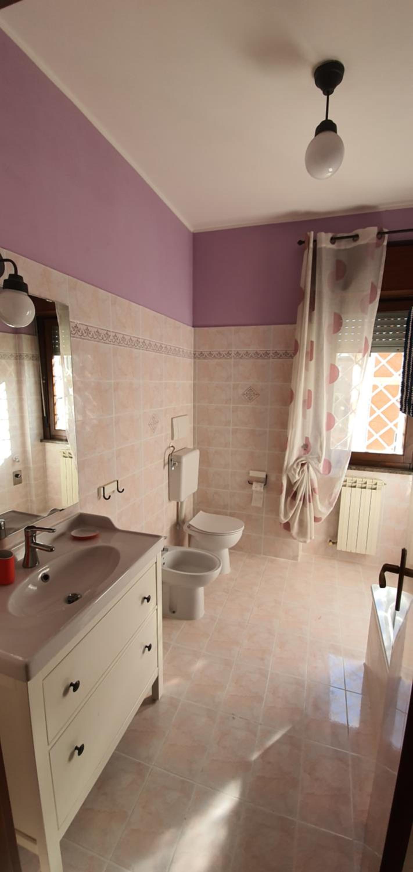 ILIO e GIULIA APART 300 METERS FROM METRO STATION C
