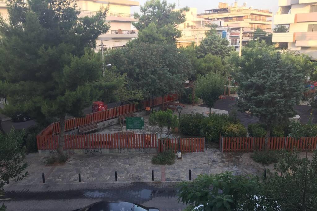 Two Bedroom Apartment Near Alimos Marina !