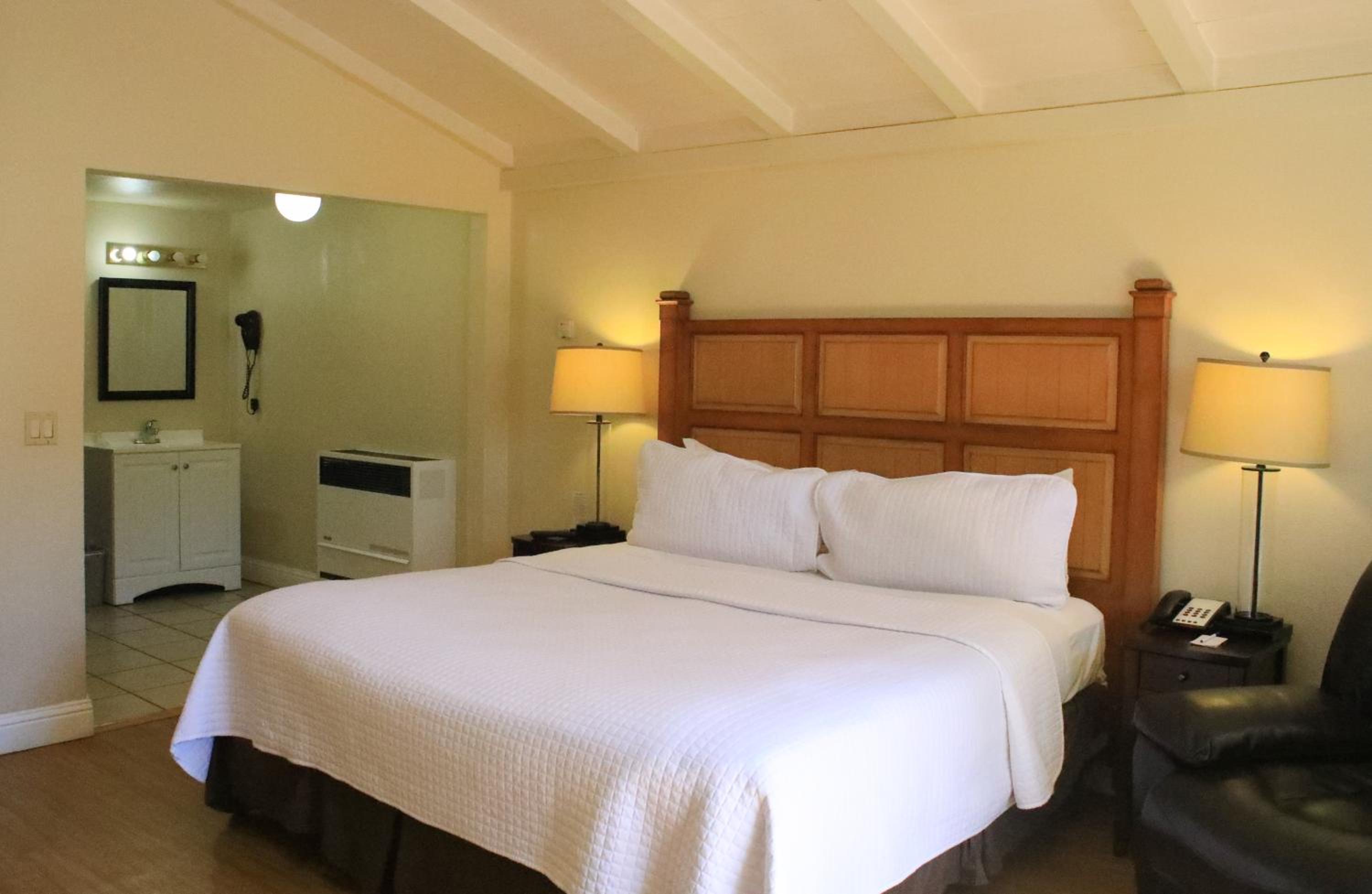 Carmel Resort Inn - Property Image 40