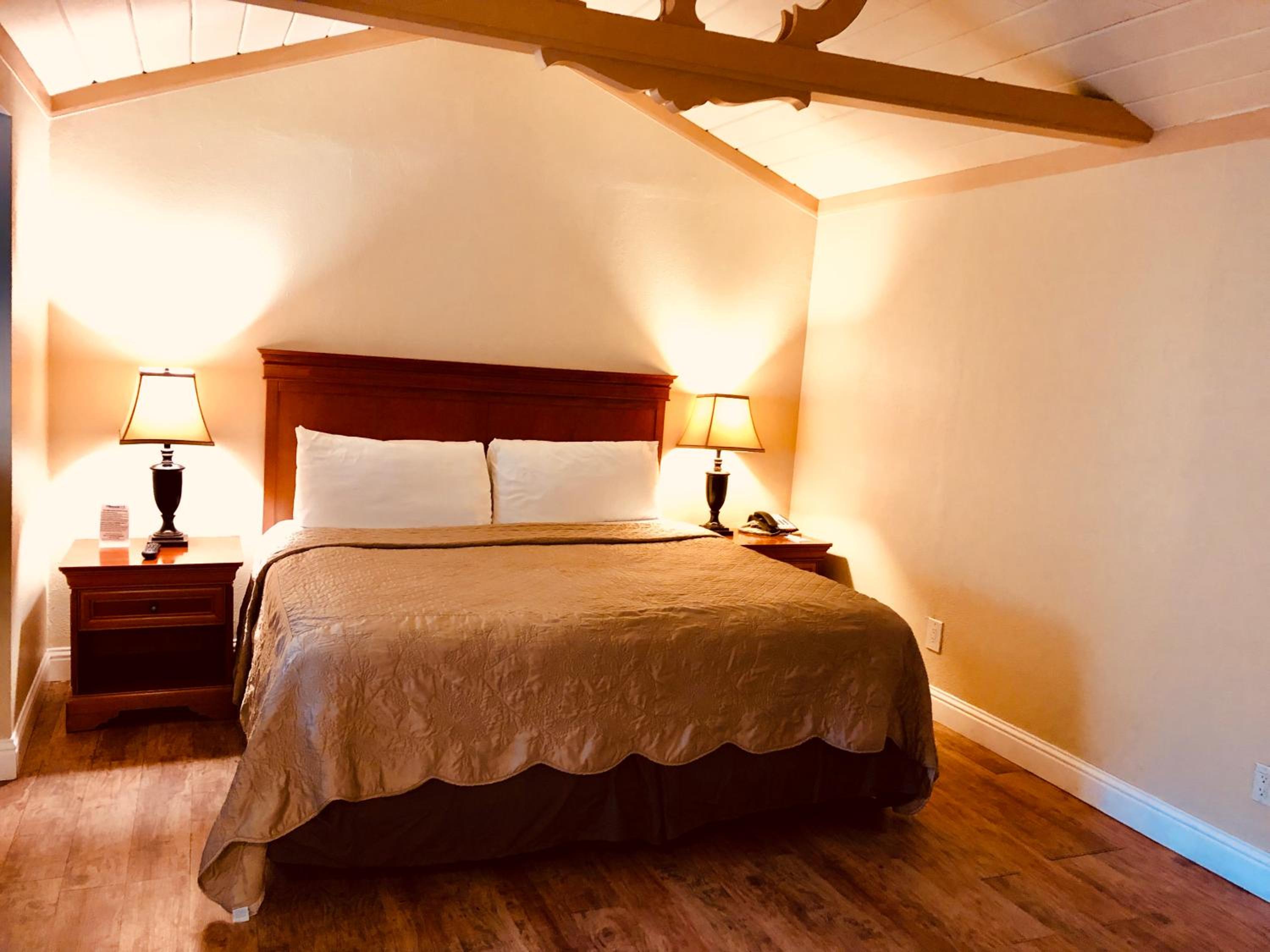 Carmel Resort Inn - Property Image 31