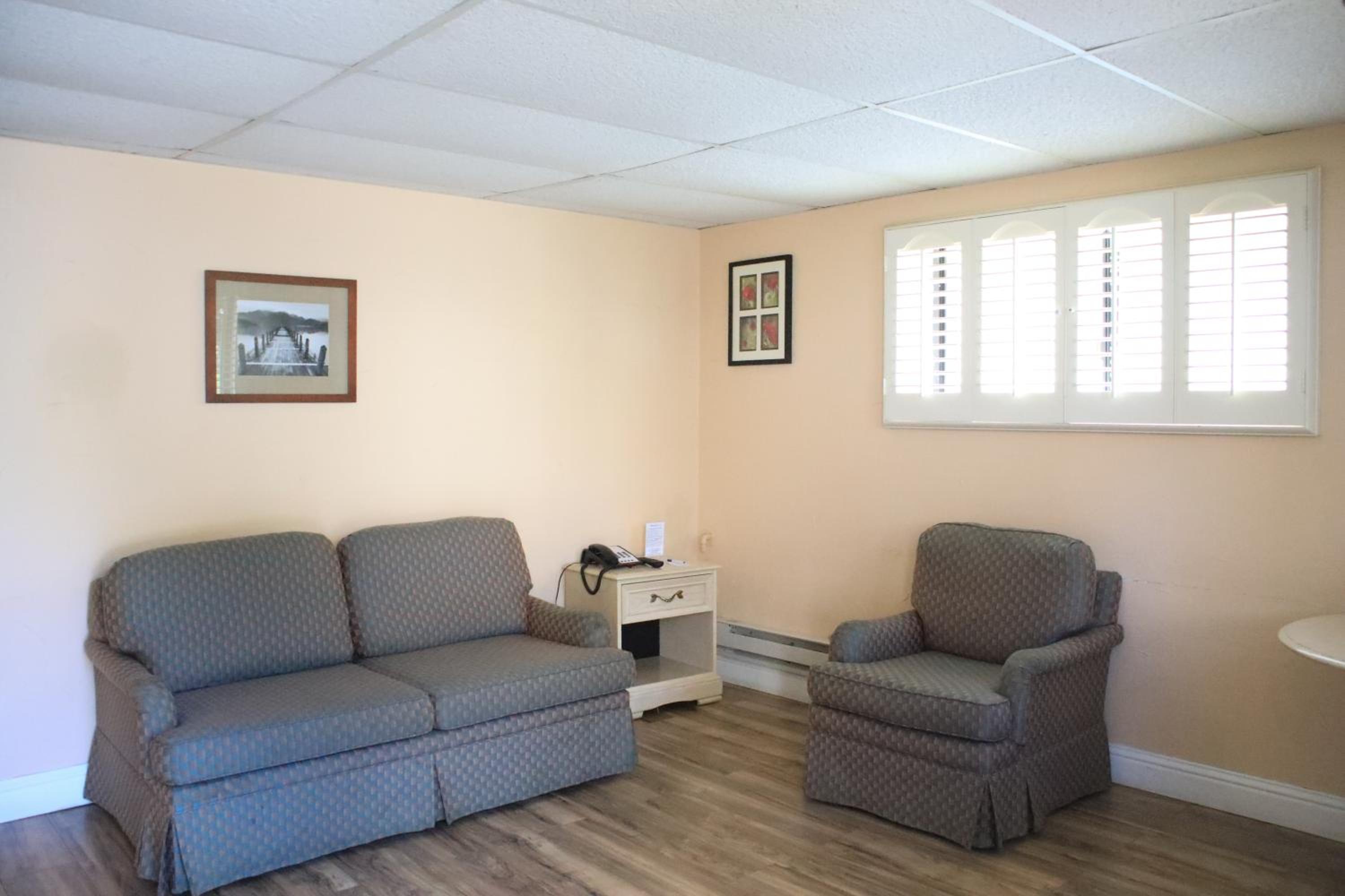 Carmel Resort Inn - Property Image 99