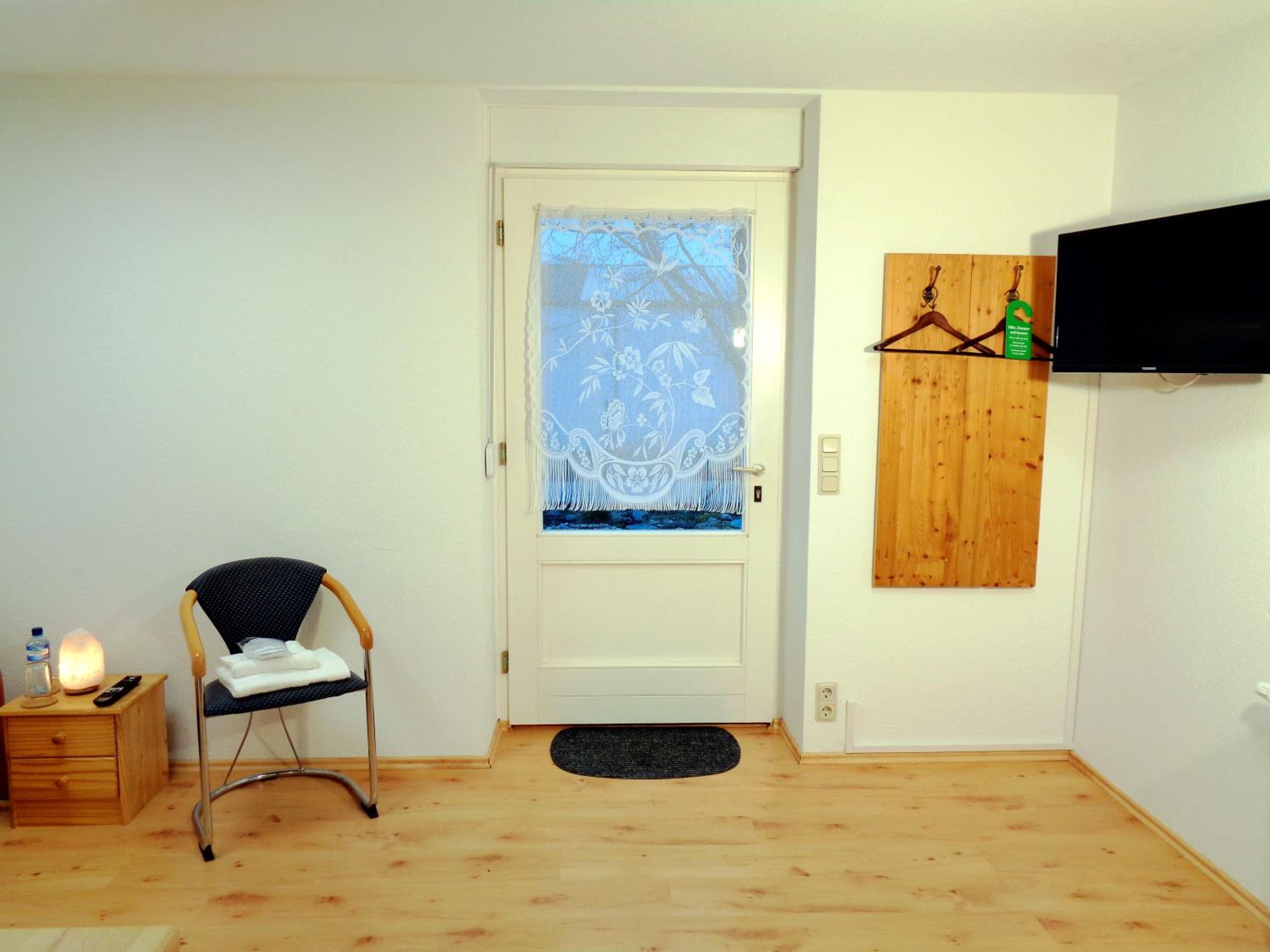 Photo 38
