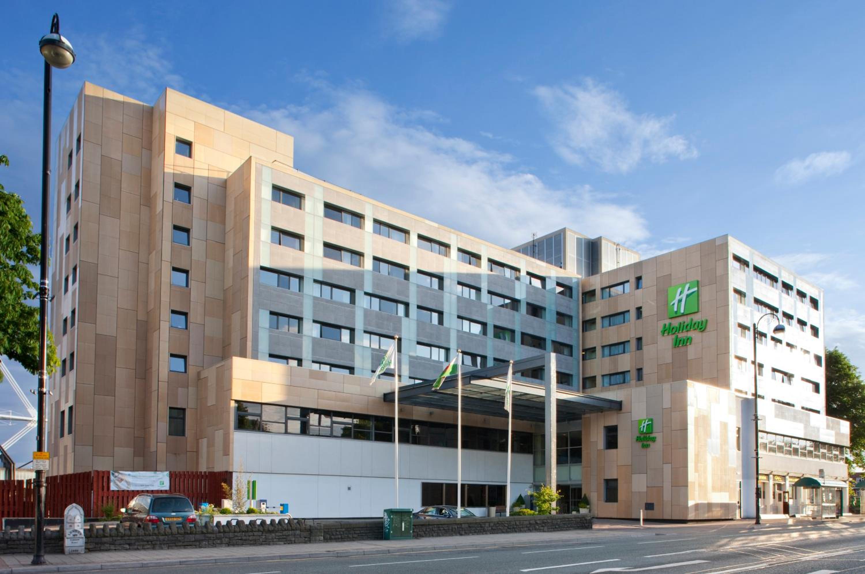 Hotel Holiday Inn Cardiff City, an IHG Hotel - Image 1