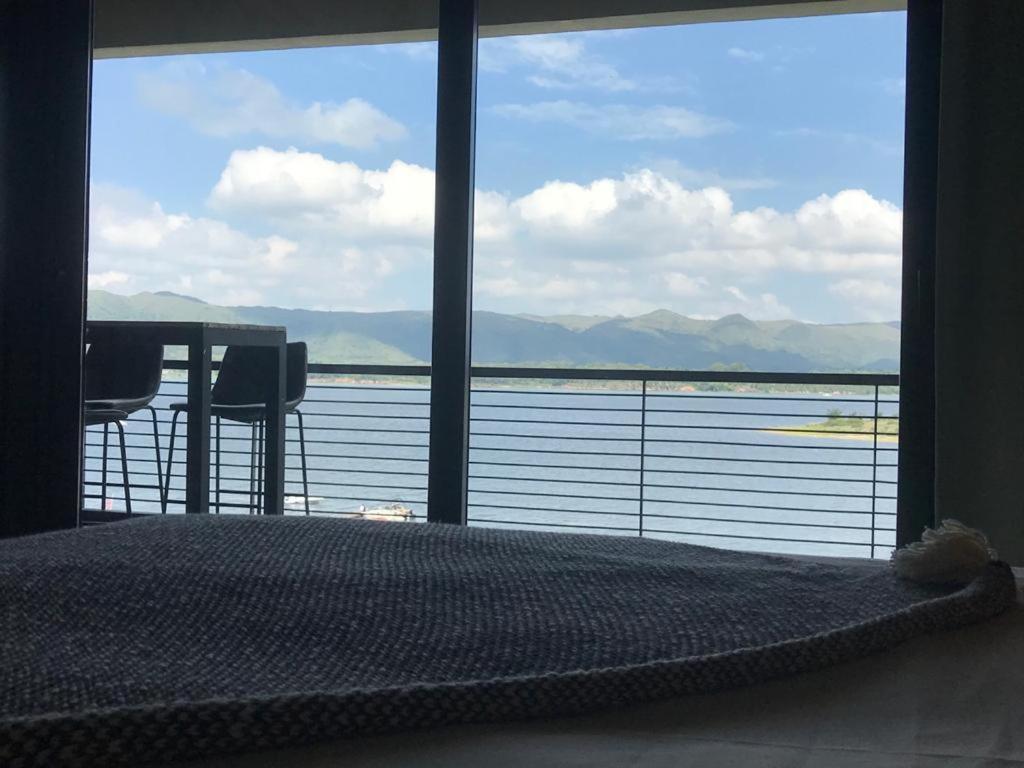 Premium Apart frente al Dique Los Molinos