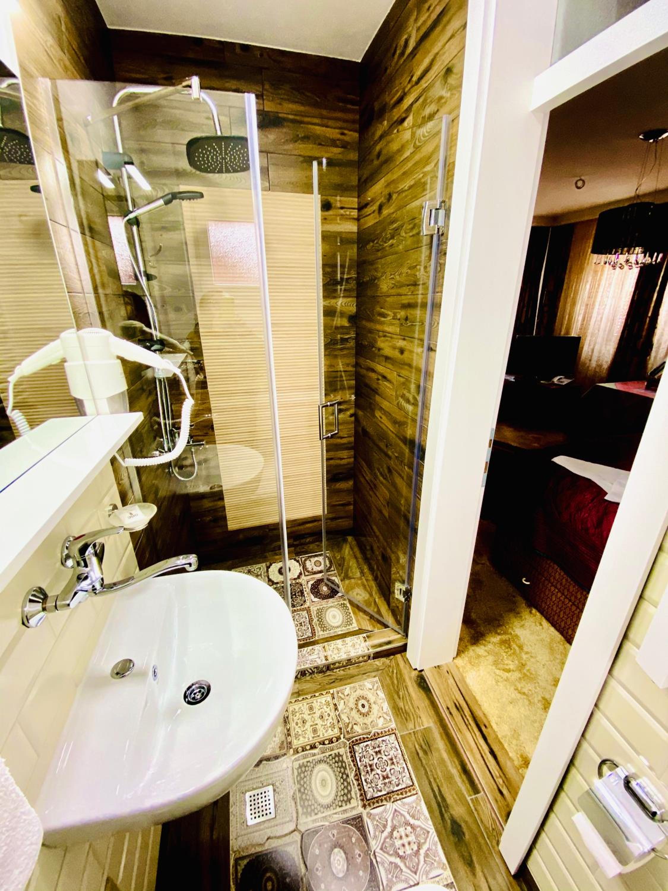 Halvat Guesthouse