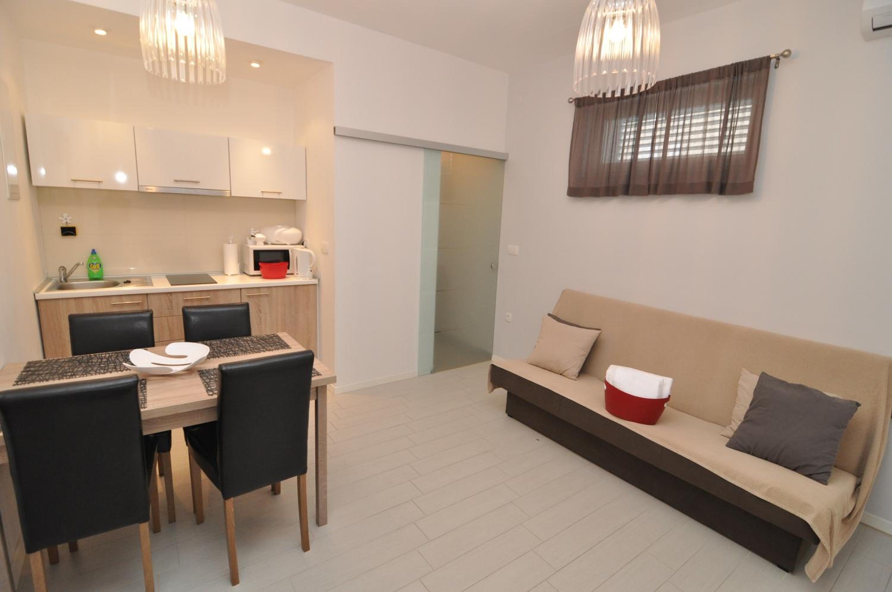 Zadar Street Apartments and Room