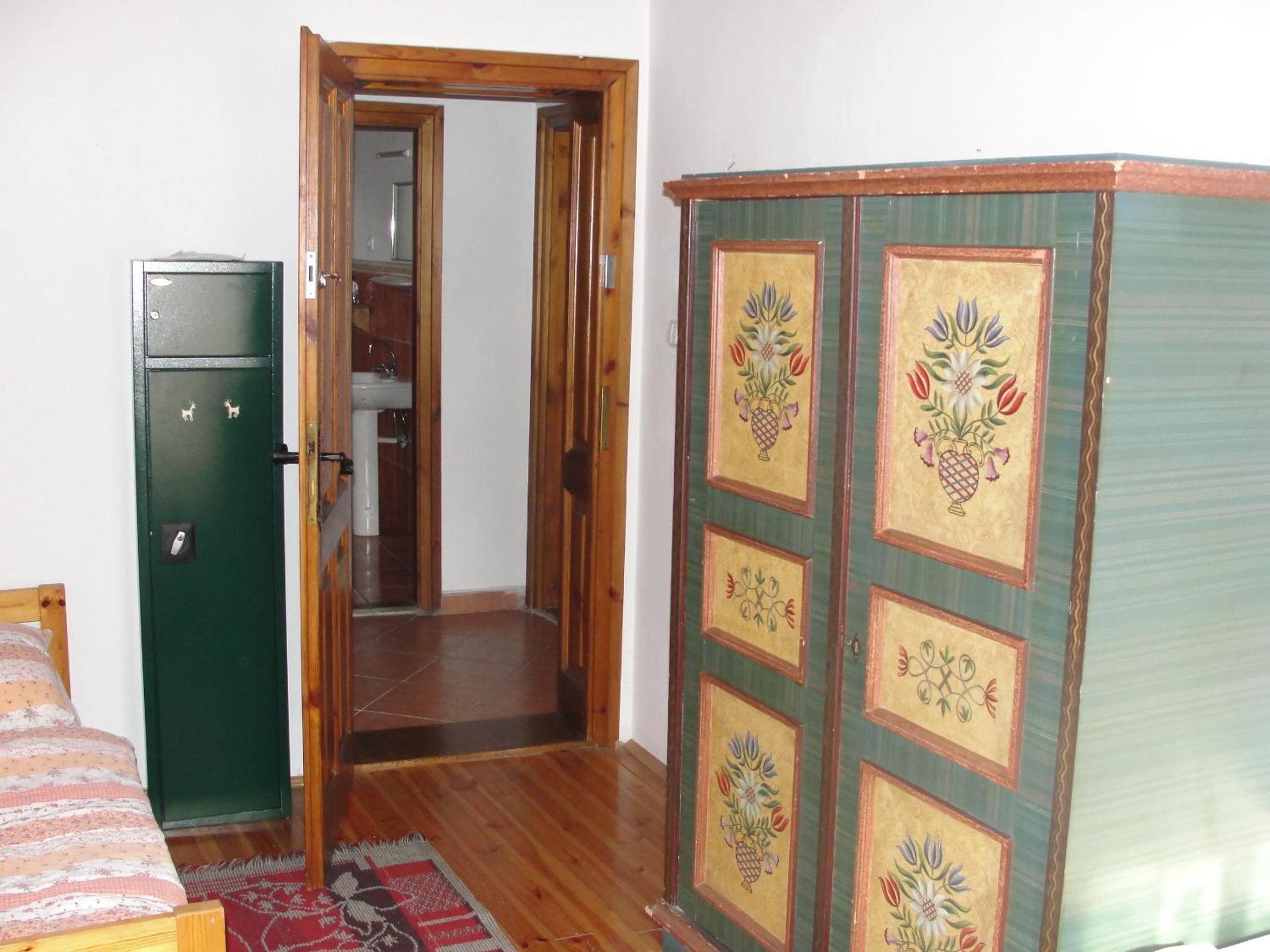 Zanati Apartmannház
