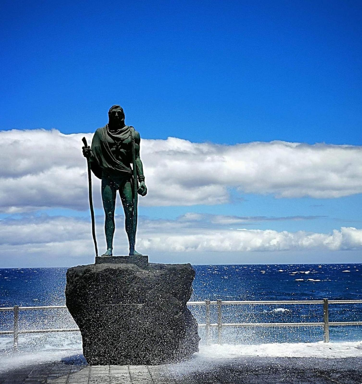 TENERIFE HOLIDAY HOME view 3