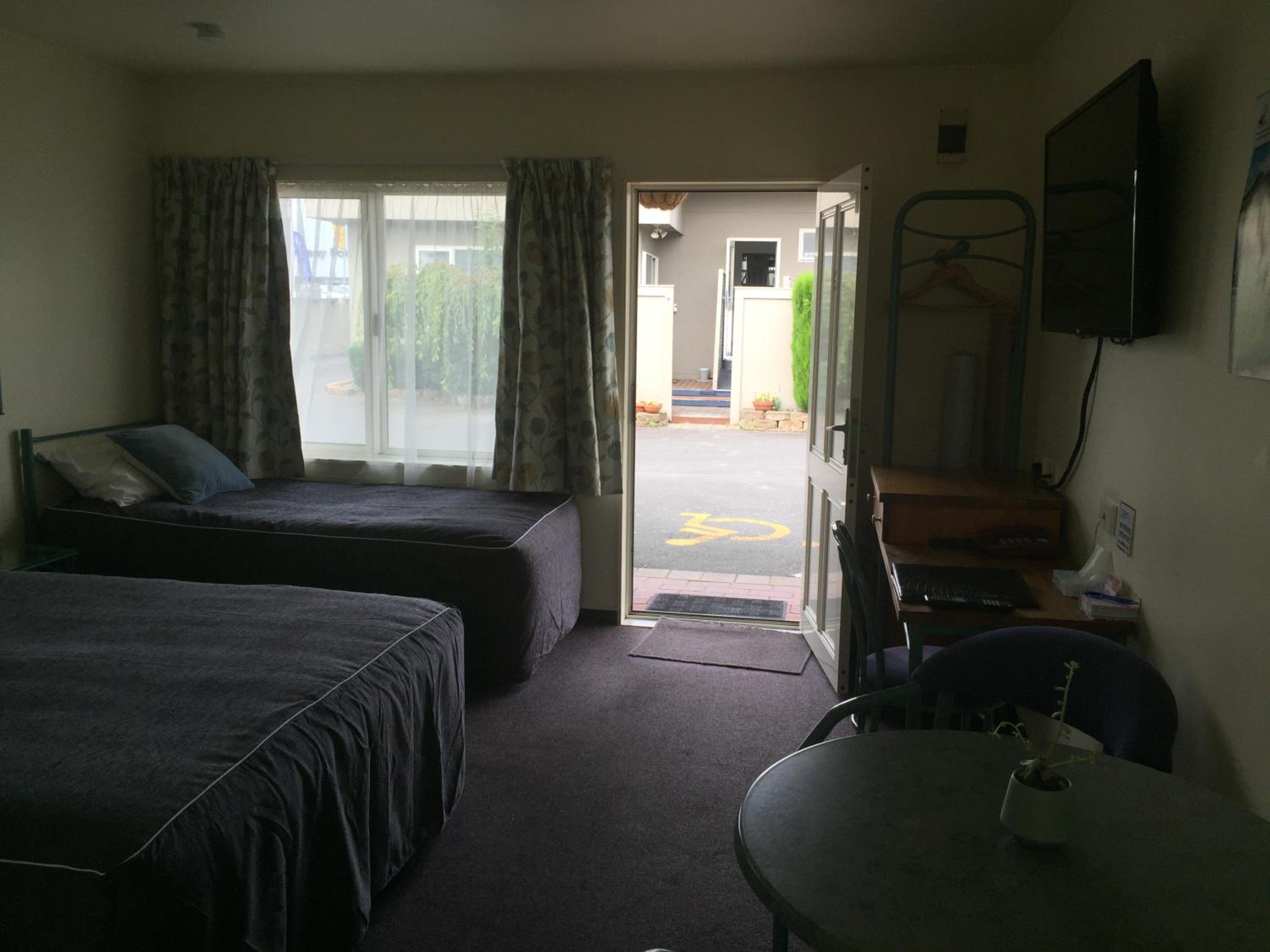 Photo 18