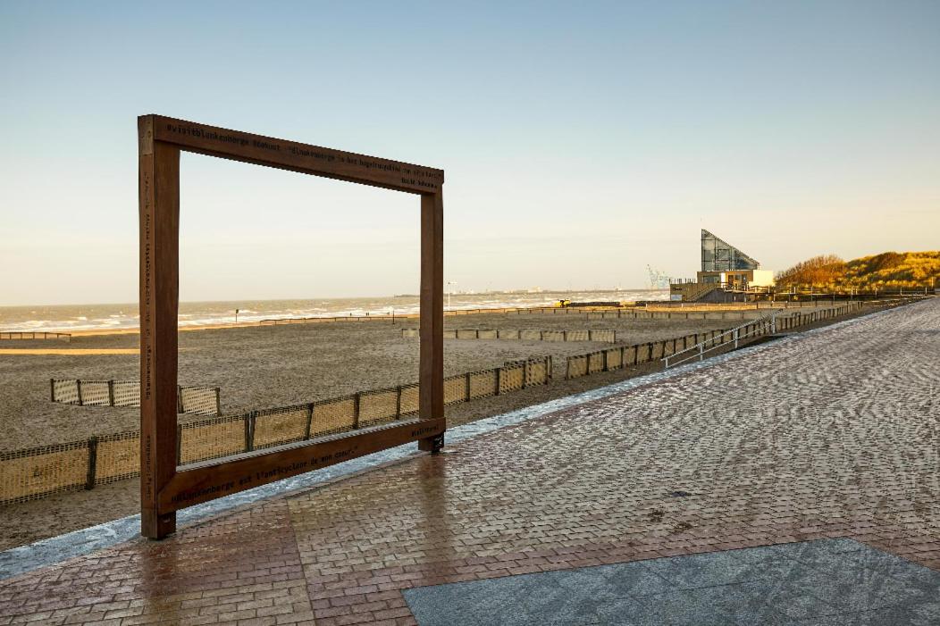 Beautiful Top Floor Seaview Studio Apartment B'berge-Bruges