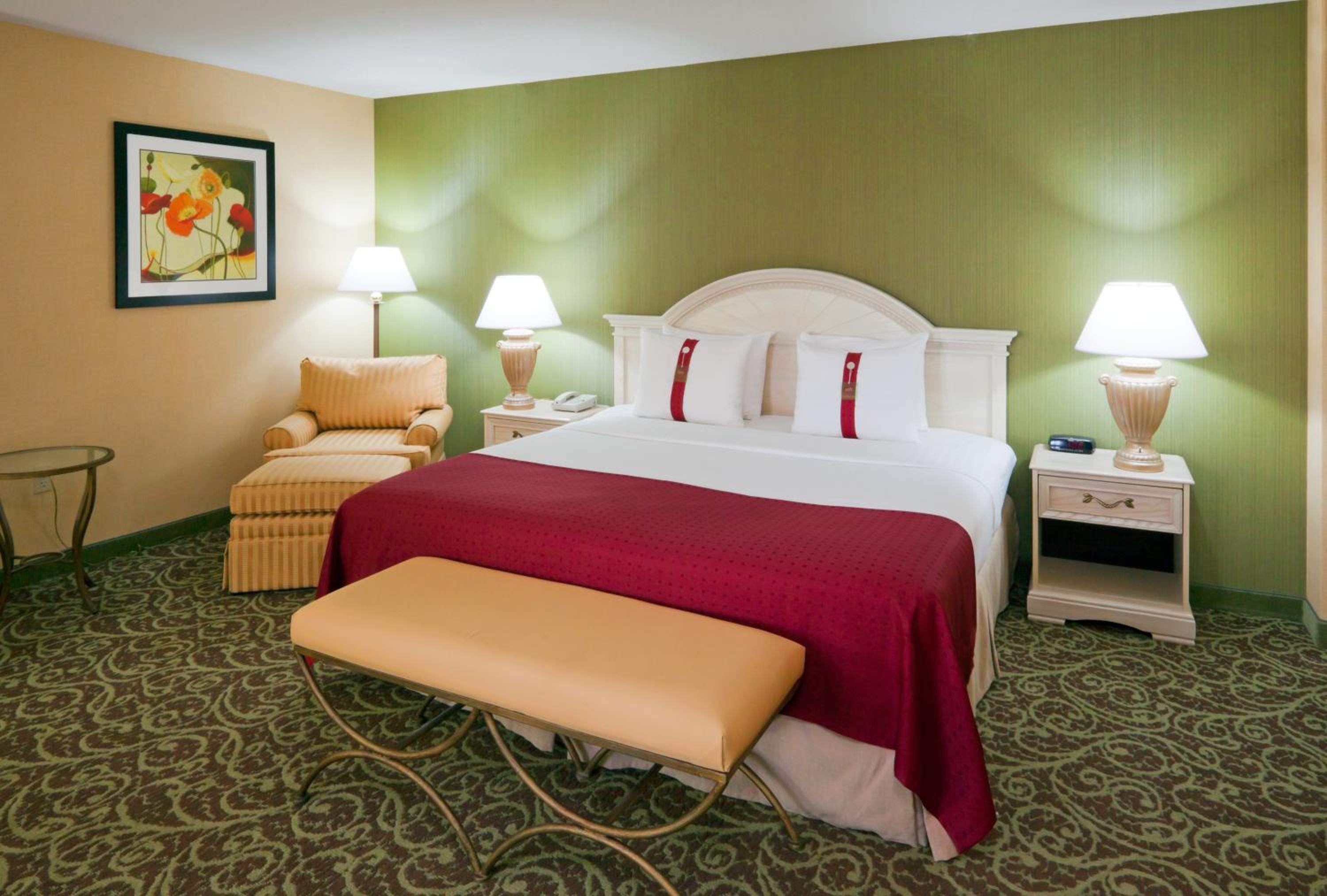 Holiday Inn Chantilly - Dulles Arpt Area by IHG