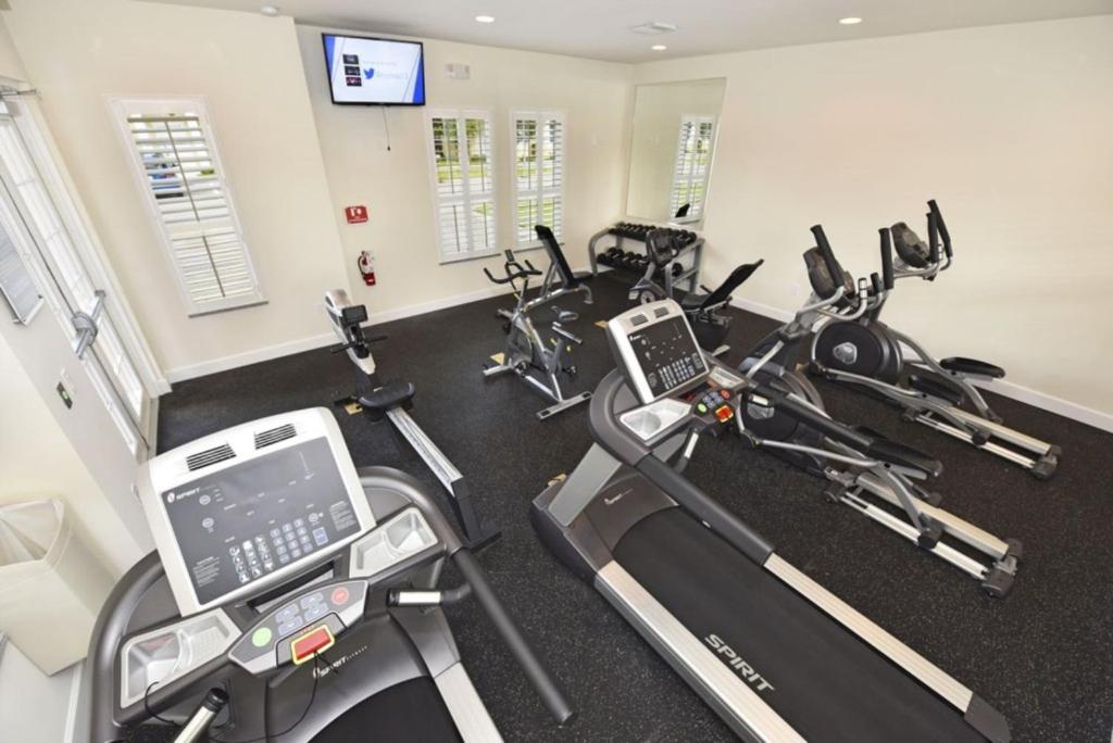 Beautiful 3-Bed Villa 10 Minutes From Disney-17440 Serenity Resort townhouse
