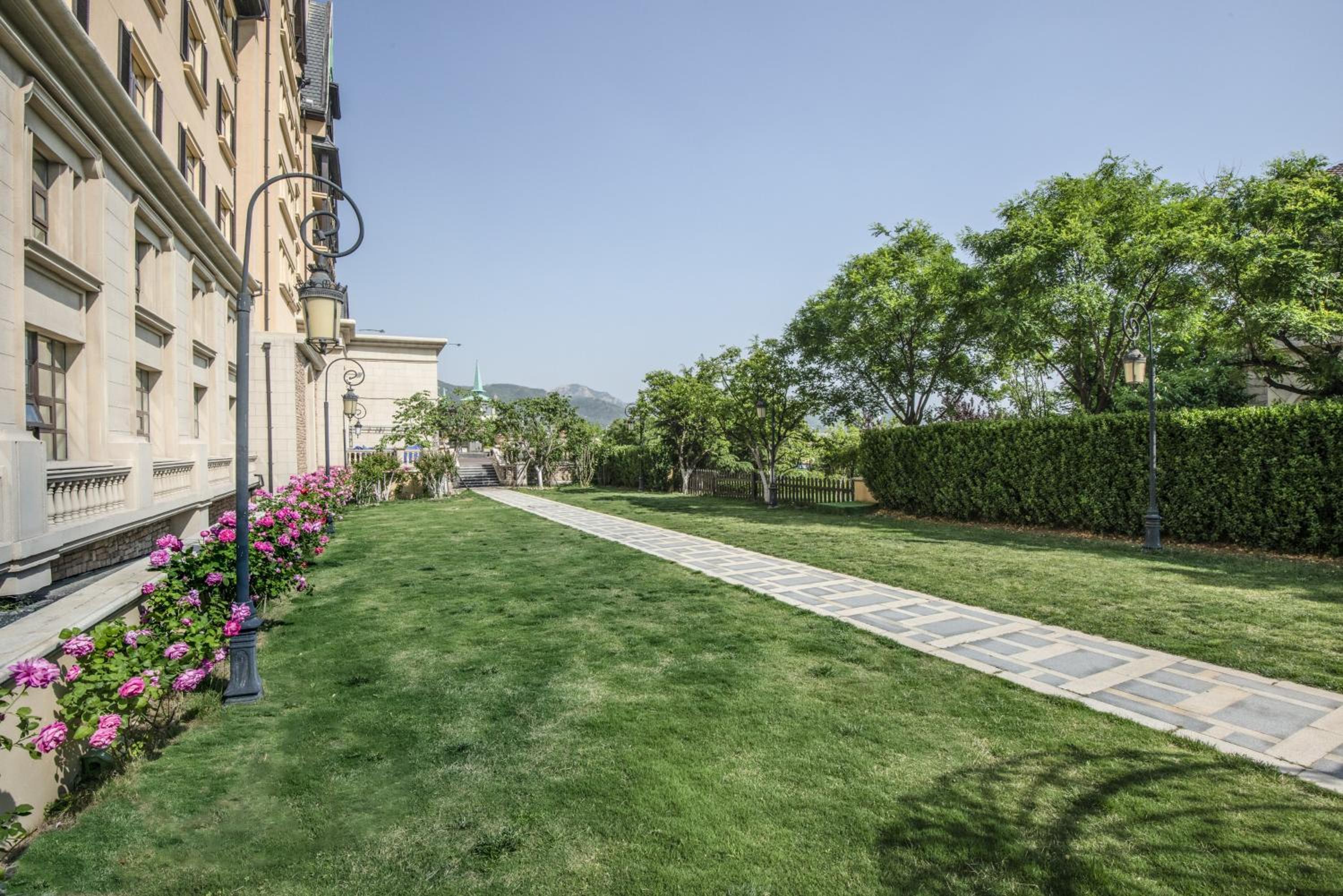 Holiday Inn Qingdao Expo, an IHG Hotel
