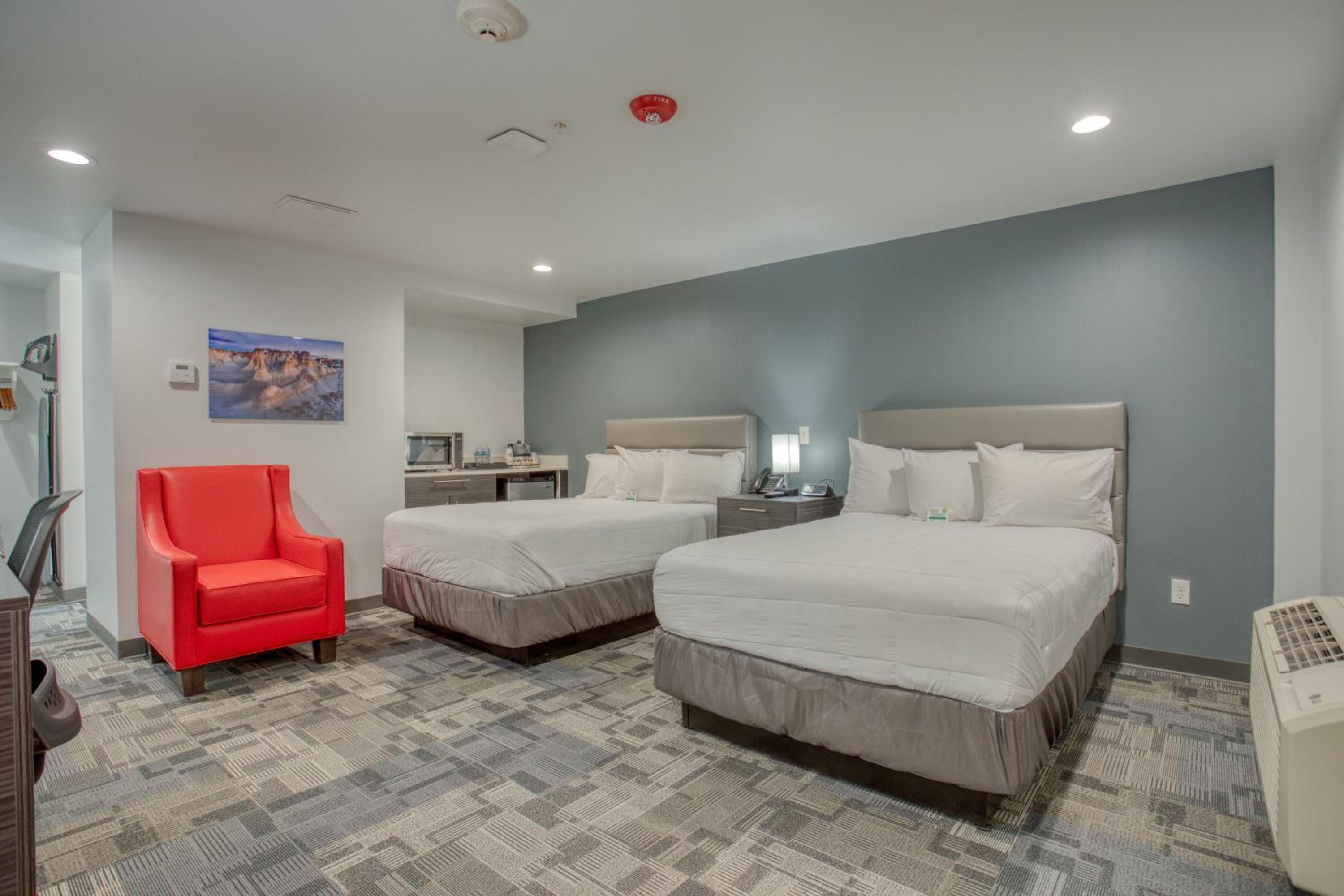 Carlsbad Vacations - Post Time Inn - Property Image 10