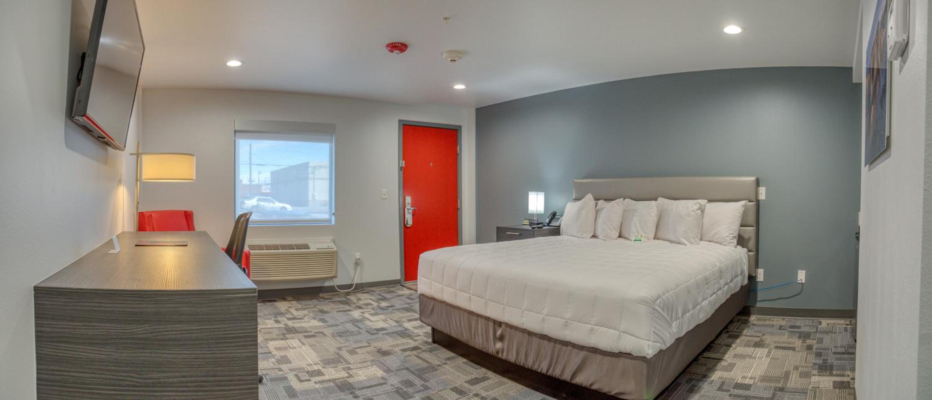 Carlsbad Vacations - Post Time Inn - Property Image 2