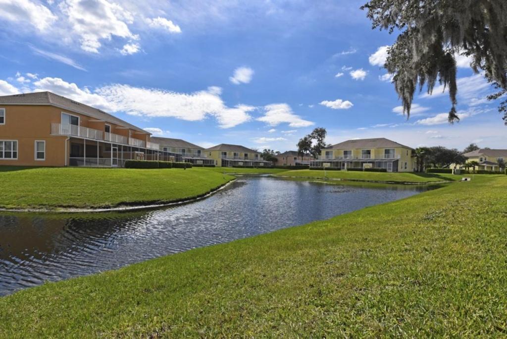 Beautiful 3-Bed Villa 10 Minutes From Disney-17440 Serenity Resort townhouse