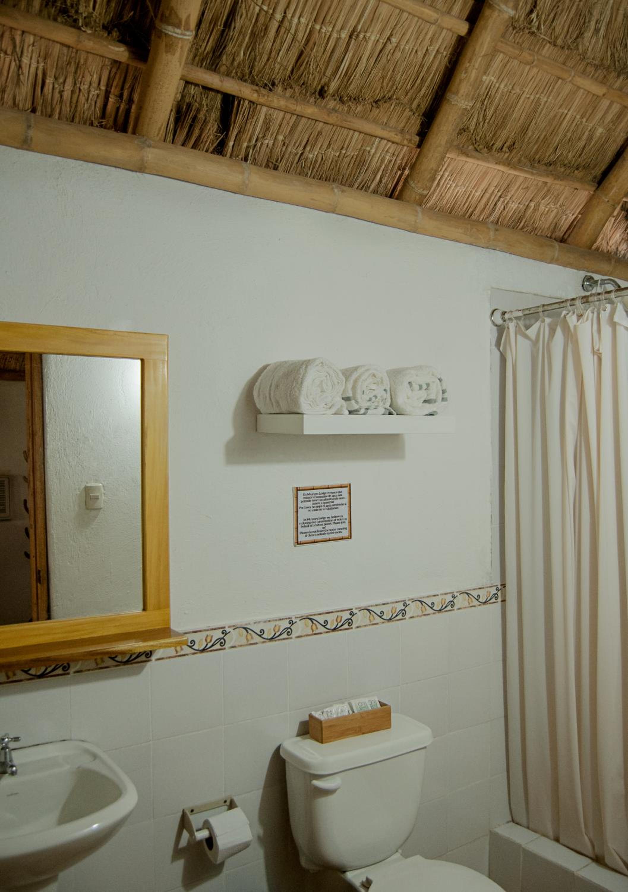 Muyuyo Lodge