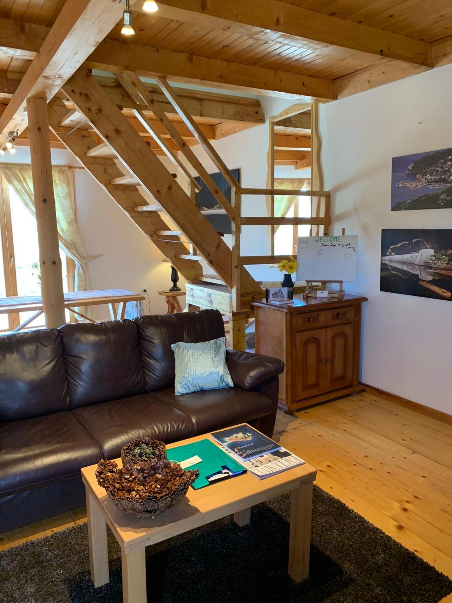 Mountain Vista Chalet
