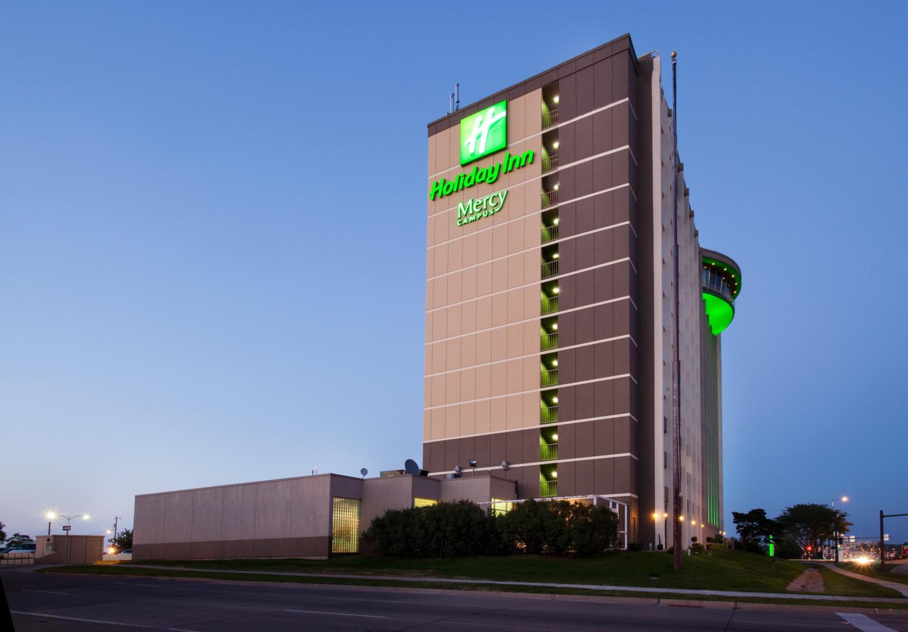 Hotel Holiday Inn Des Moines-Downtown-Mercy Campus, an IHG Hotel - Image 1