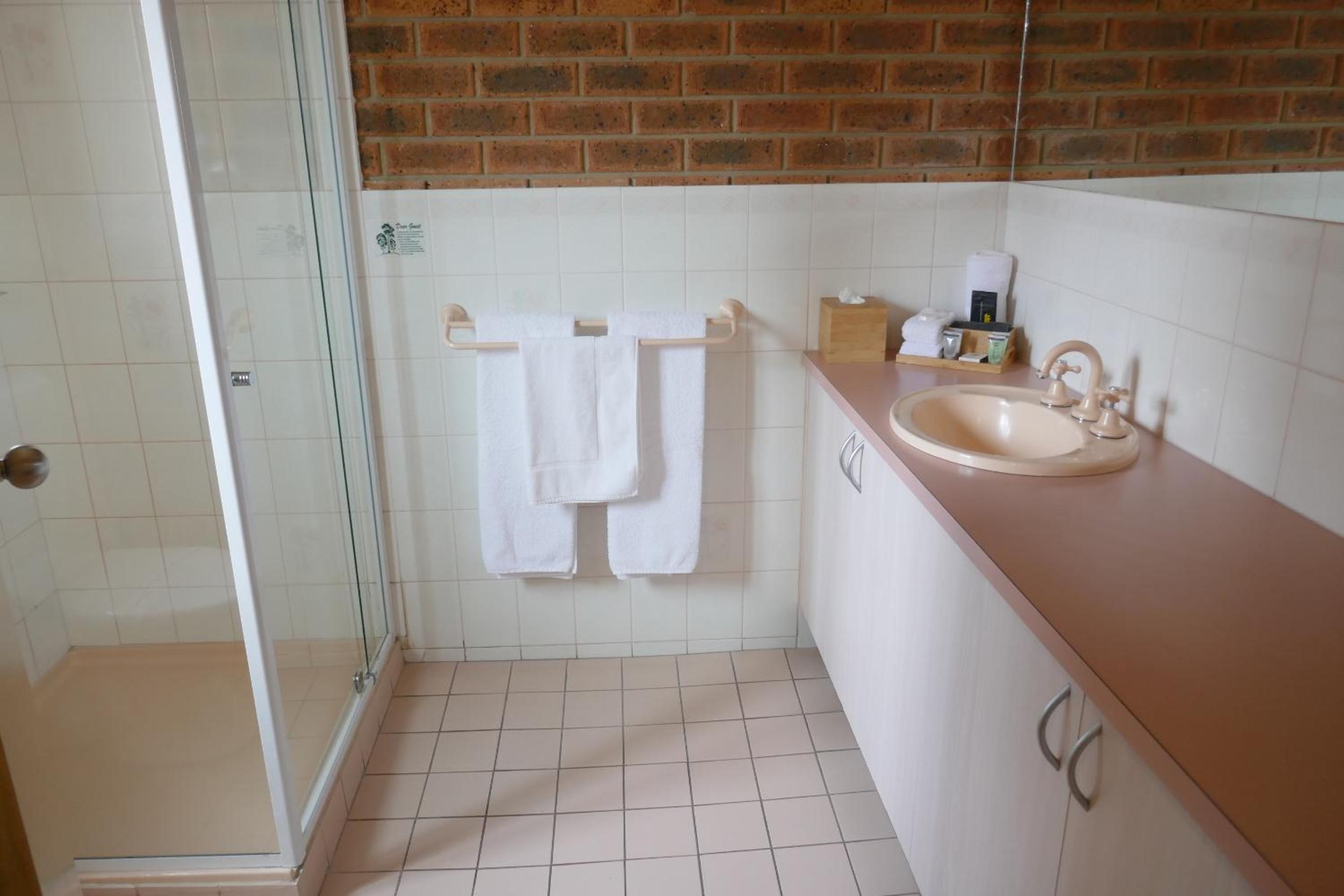 Colonial Motor Inn Bairnsdale Golden Chain Property