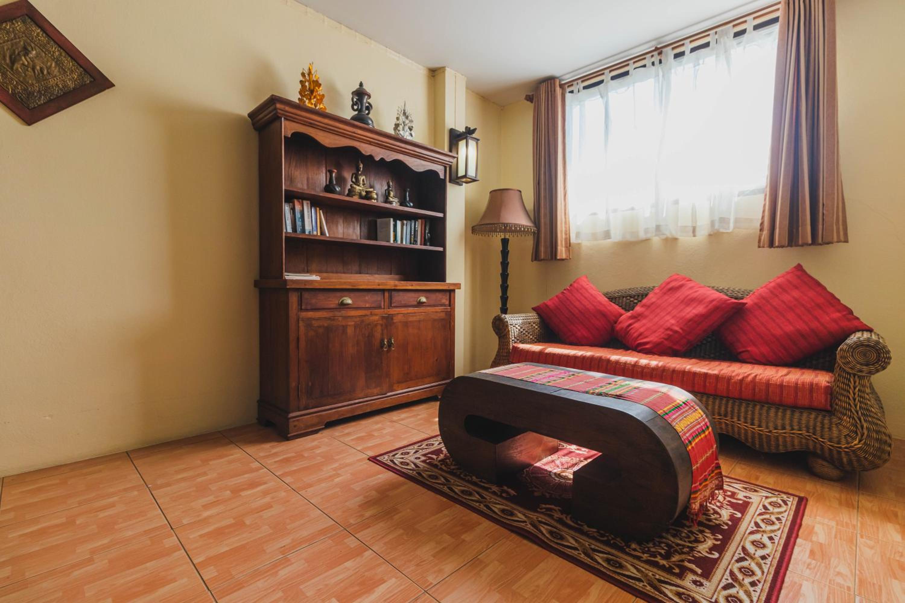 Joy's House & Tour