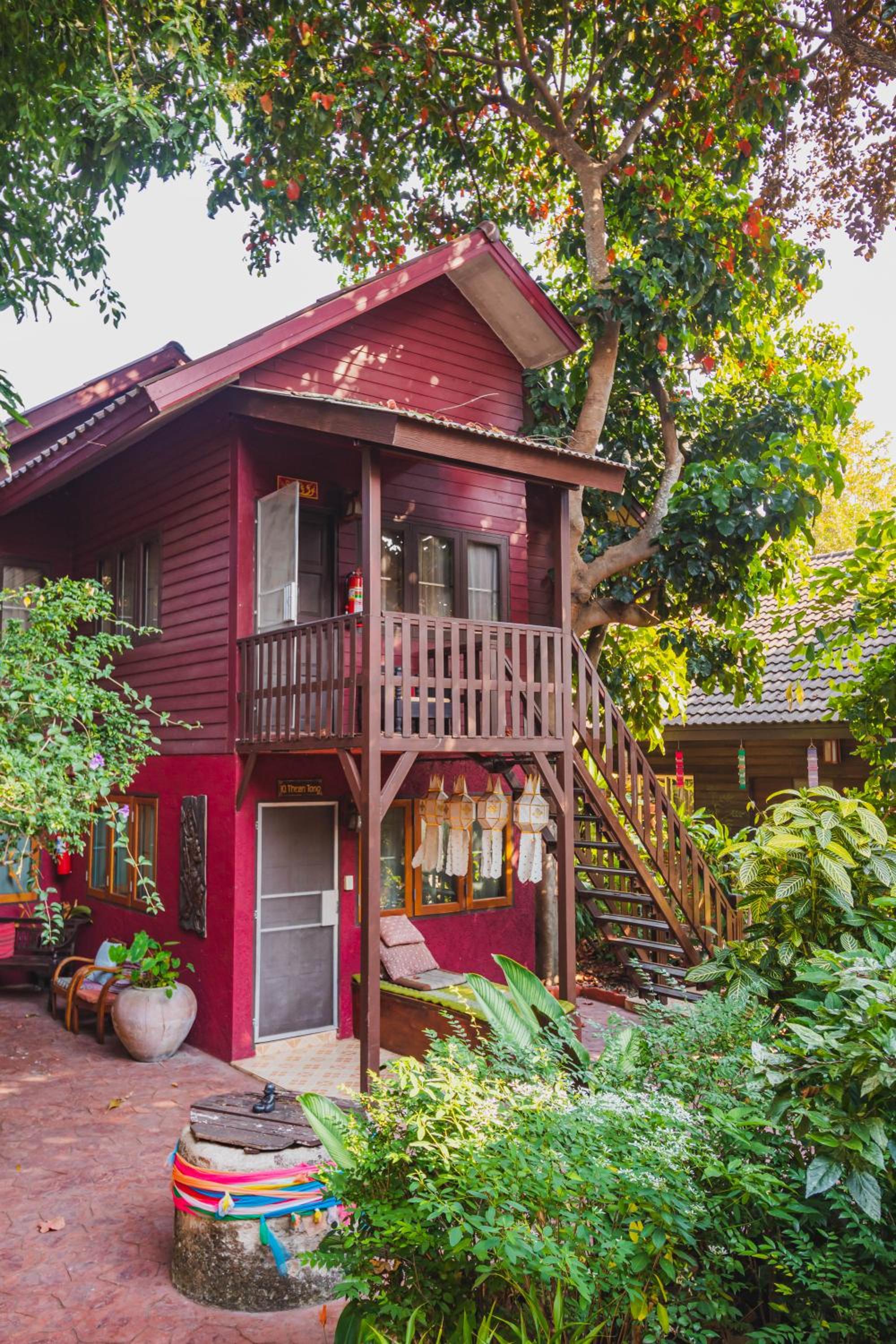Joy's House & Tour