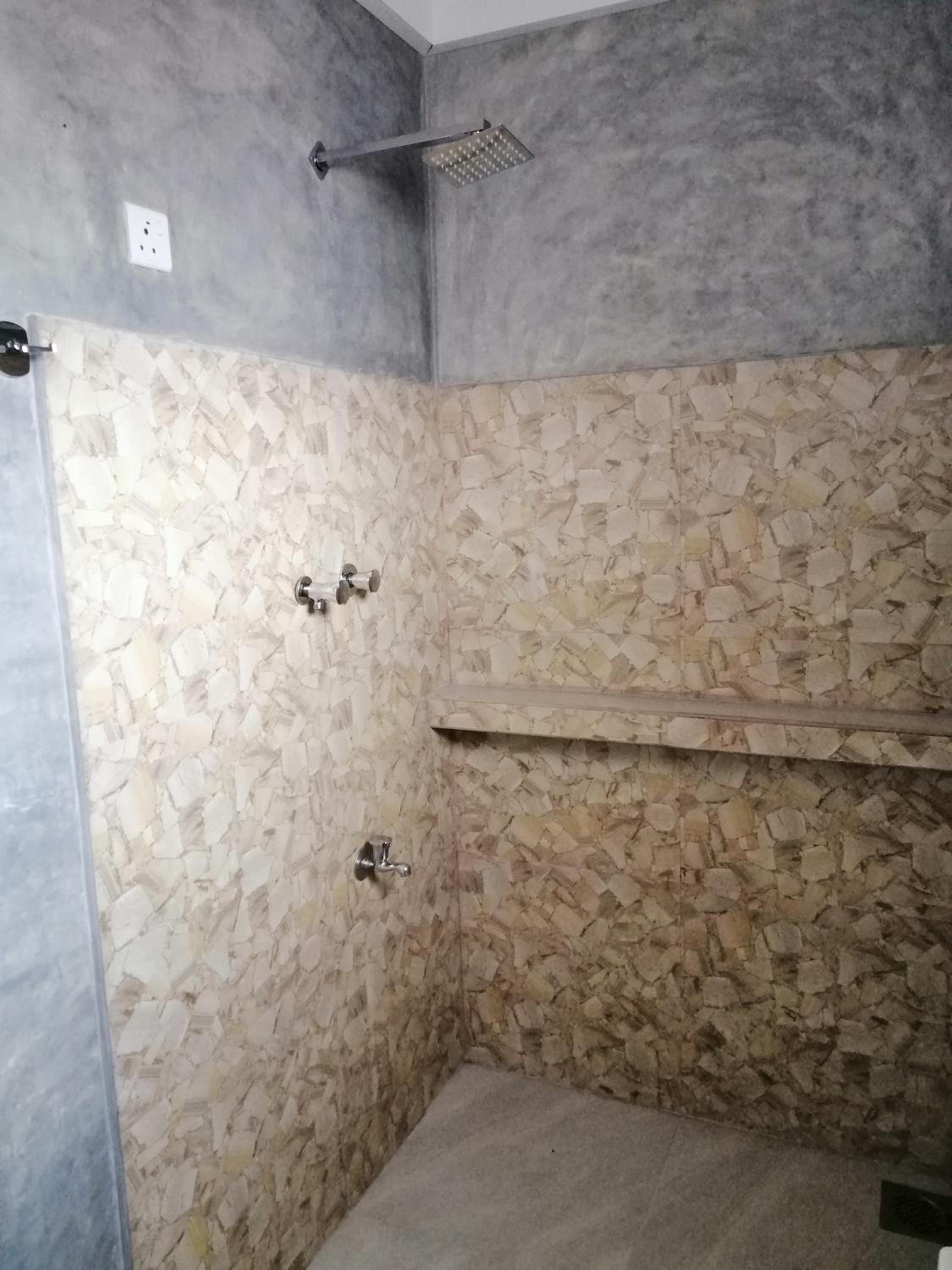 thambili beach room Hikkaduwa