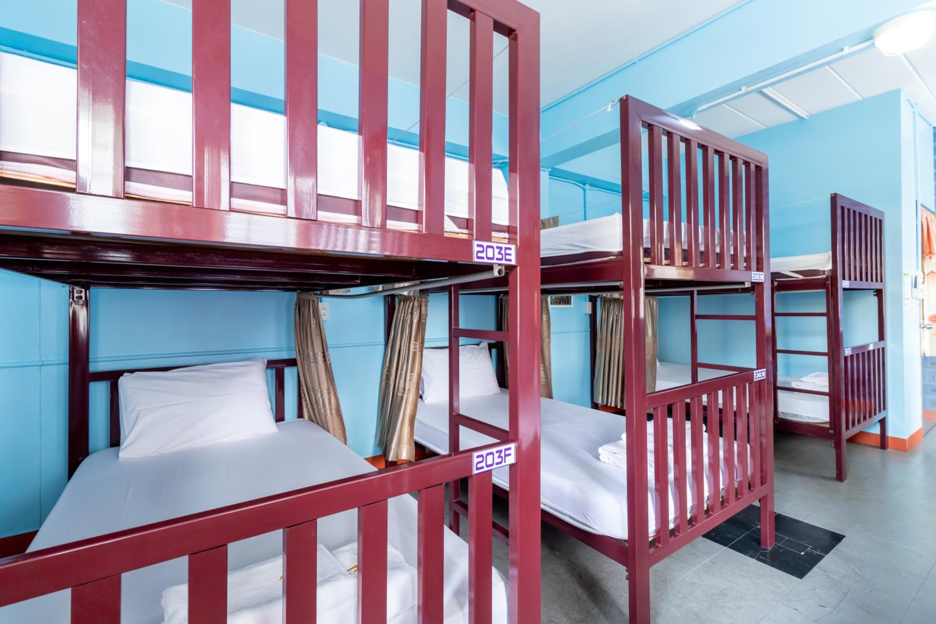 Hatyai Dee Hostel